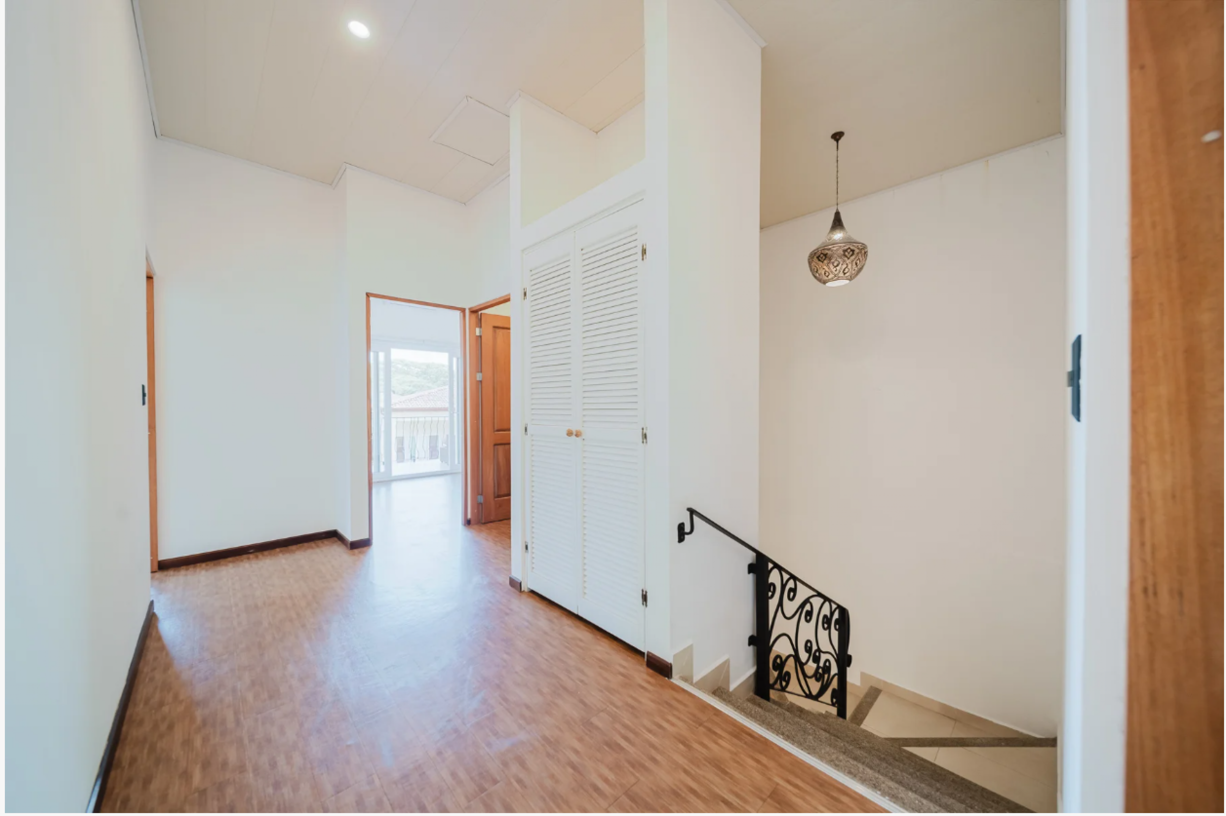 4-Bedroom Townhouse for Sale in Herradura – Reserva Las Lomas near Los Sueños Marina