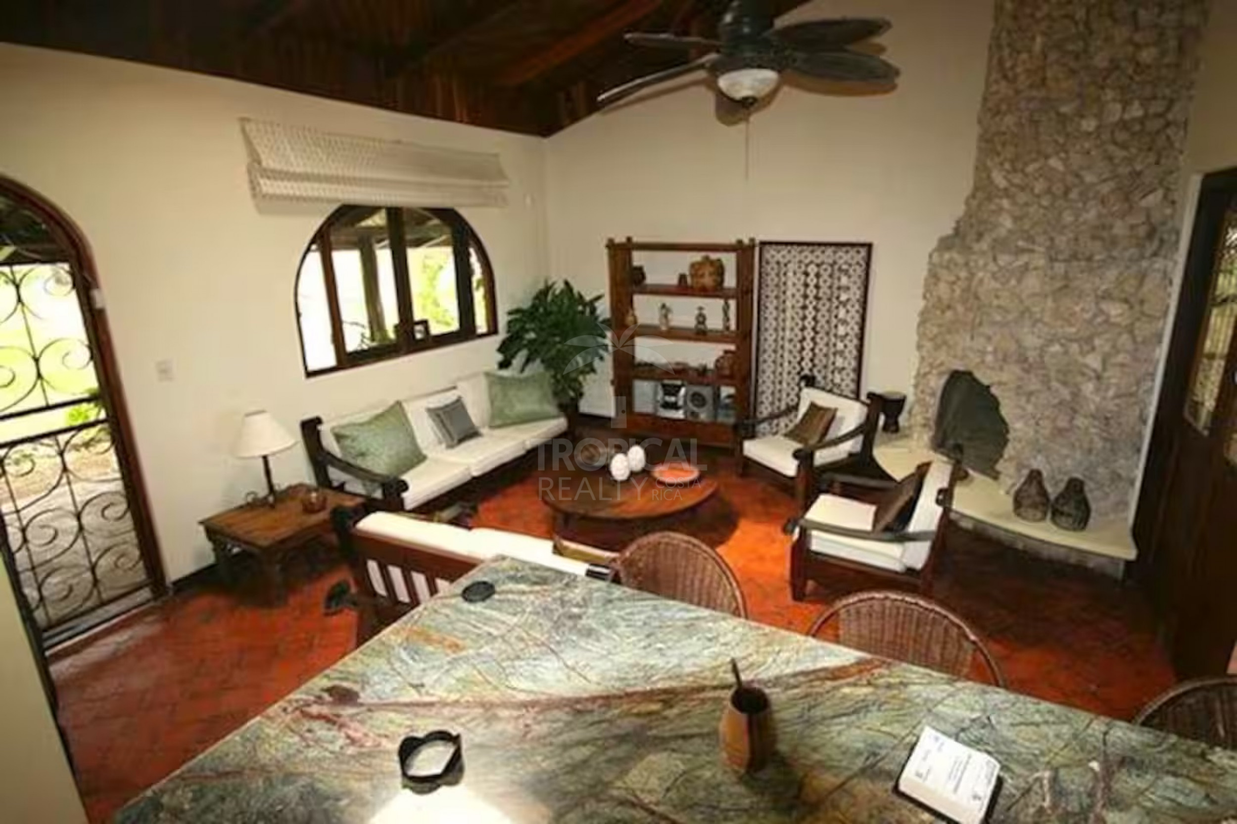 Exclusive 2-Bedroom Villa with Panoramic Ocean Views on the Cliff Top