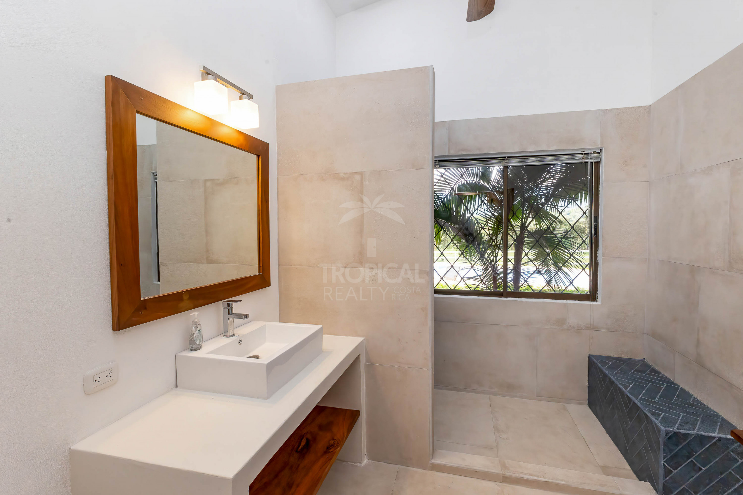 Luxury Nature Estate with Pool on 45 Acres in Naranjito – Near Manuel Antonio | $1,499,000