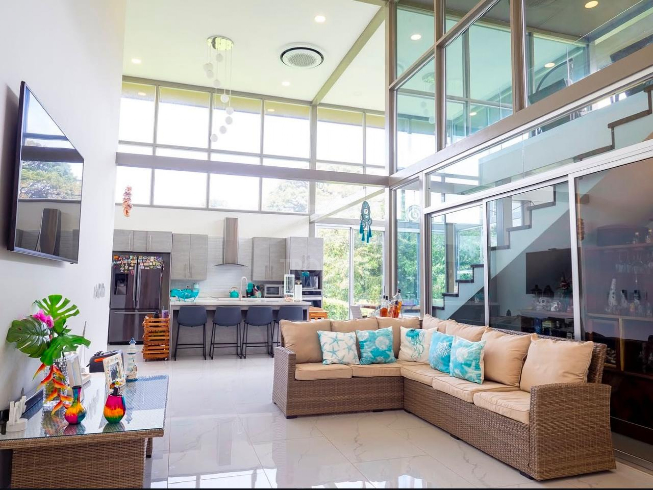 Luxury Single-Level Home for Sale Hermosa Beach Mistico