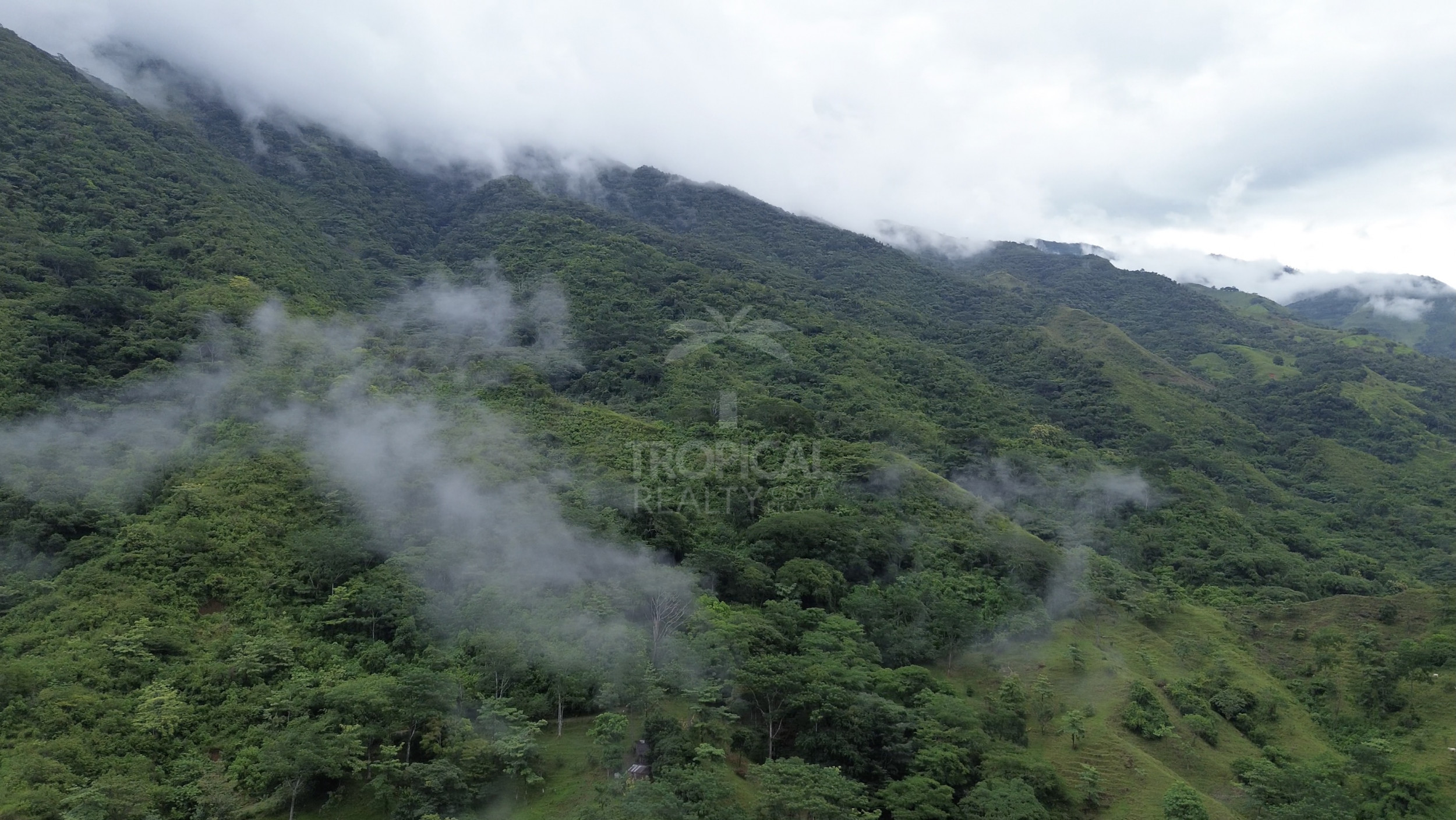 210-Hectare Farm for Sale in Tulín, Puriscal | 519 acres