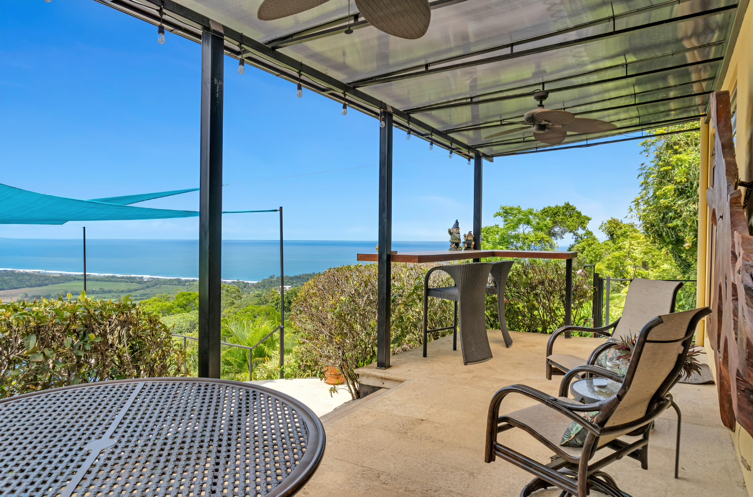 Playa Hermosa ocean view home