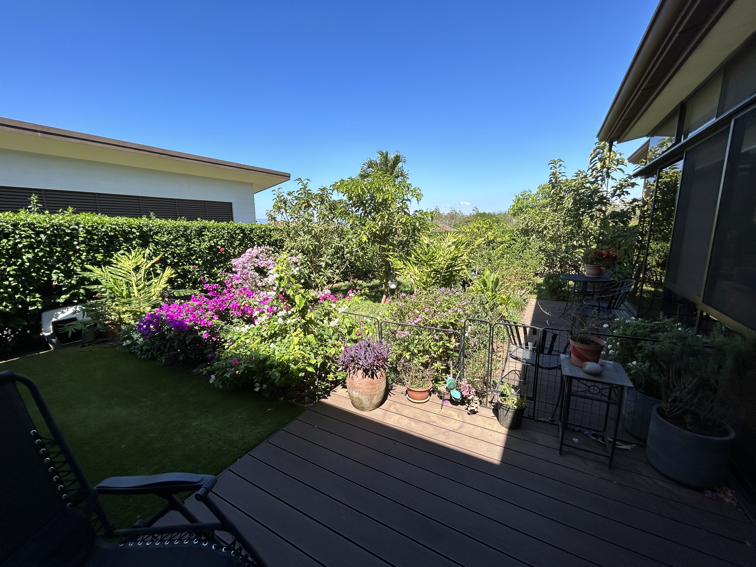 House for sale in a condominium within Ciudad-Hacienda Los Reyes