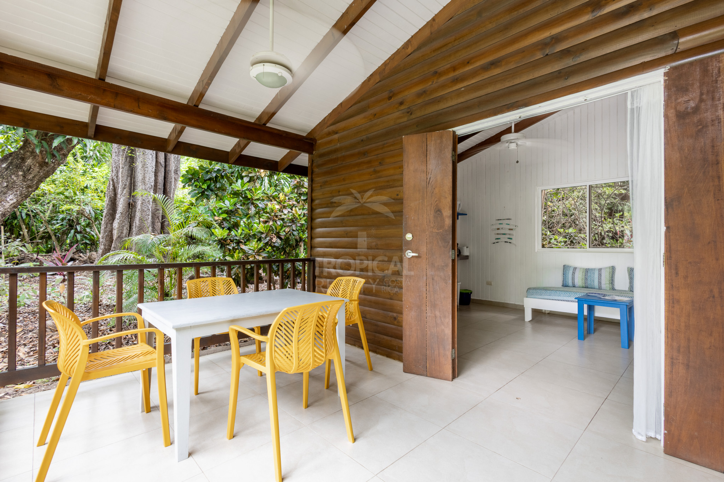 Cabañas en Venta en Montezuma | Inversión Turnkey cerca de Los Cedros