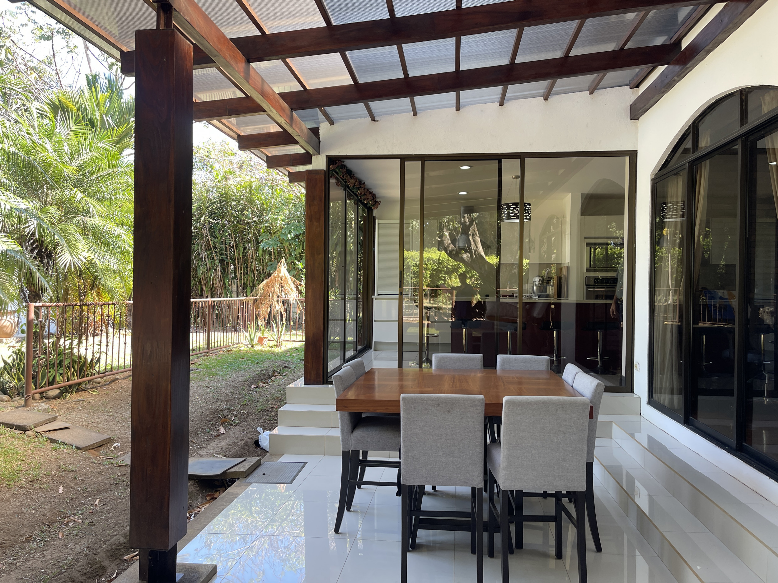 Experience Paradise: Your Dream Home Awaits in a Serene Oasis Garita Alajuela
