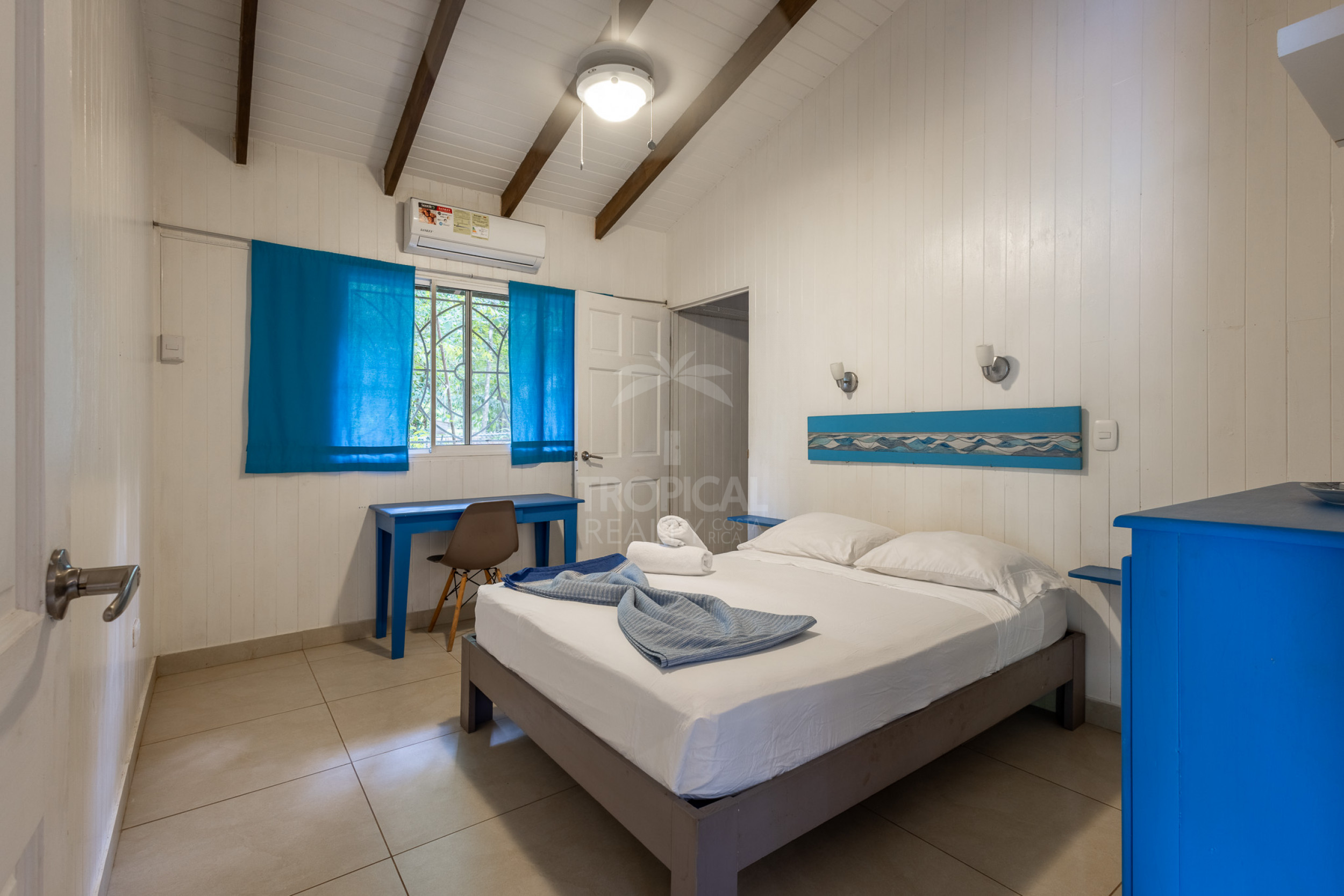 Cabañas en Venta en Montezuma | Inversión Turnkey cerca de Los Cedros