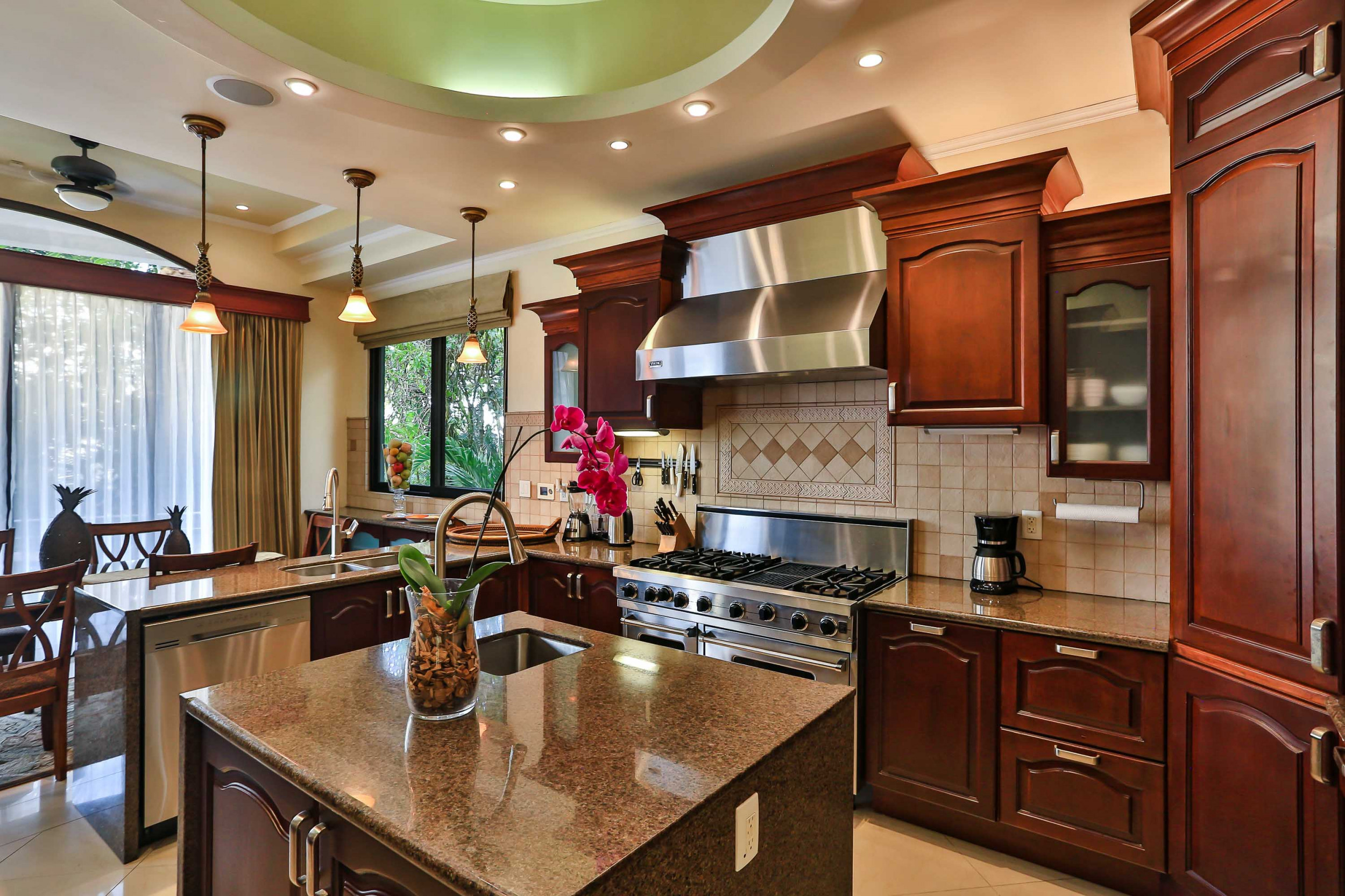 Breathtaking Views & Privacy - The Infinity Estate in Villa Real