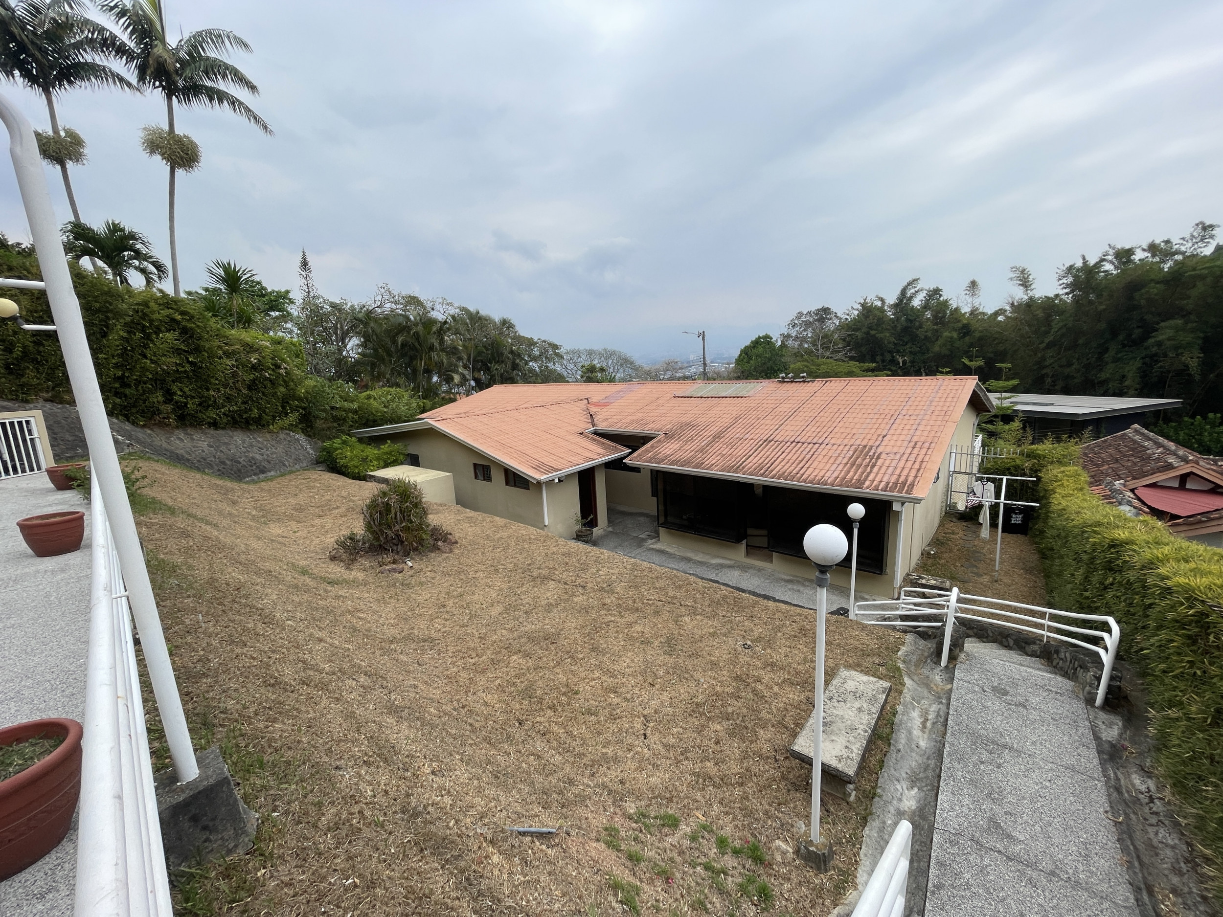 Property with Stunning Views in San Rafael Escazú SOLD