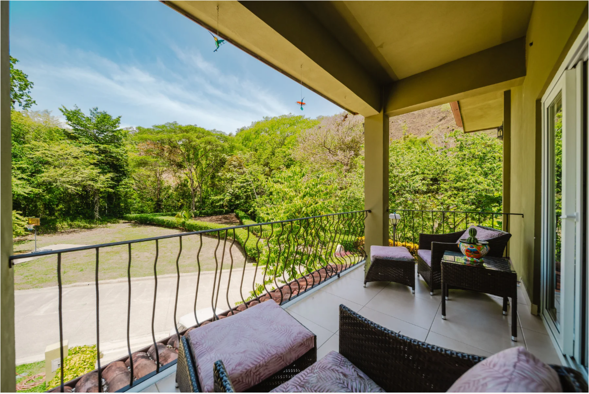 4-Bedroom Townhouse for Sale in Herradura – Reserva Las Lomas near Los Sueños Marina