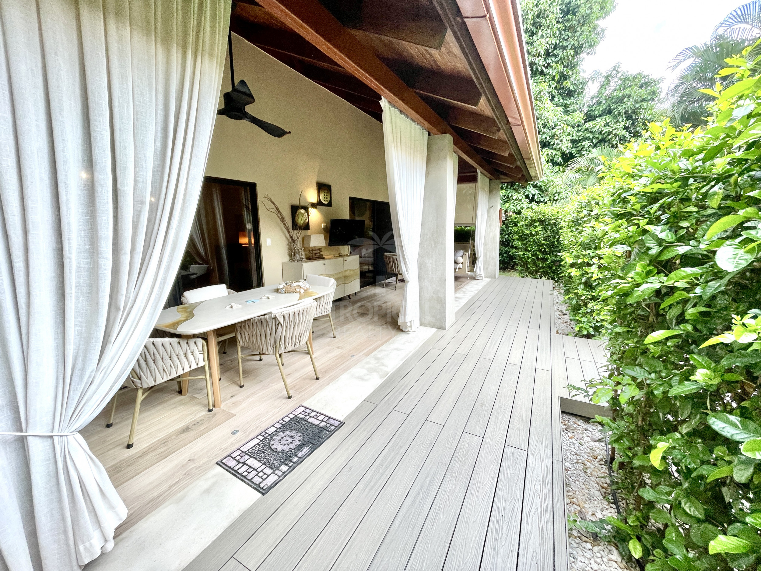Turnkey Luxury Villa in Playa Potrero & Penca– High-Return Investment on Guanacaste’s Golden Coast