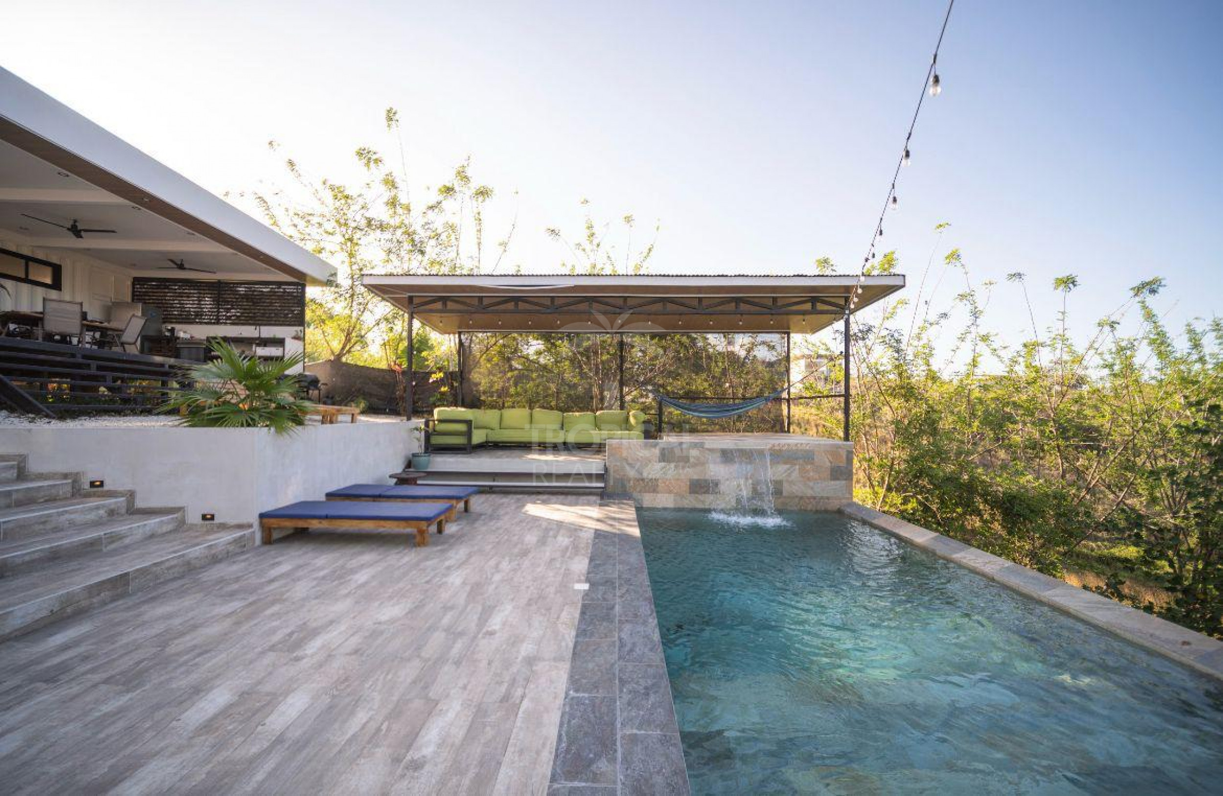 Turnkey Property with 2 Villas & Infinity Pool – $595,000 USD