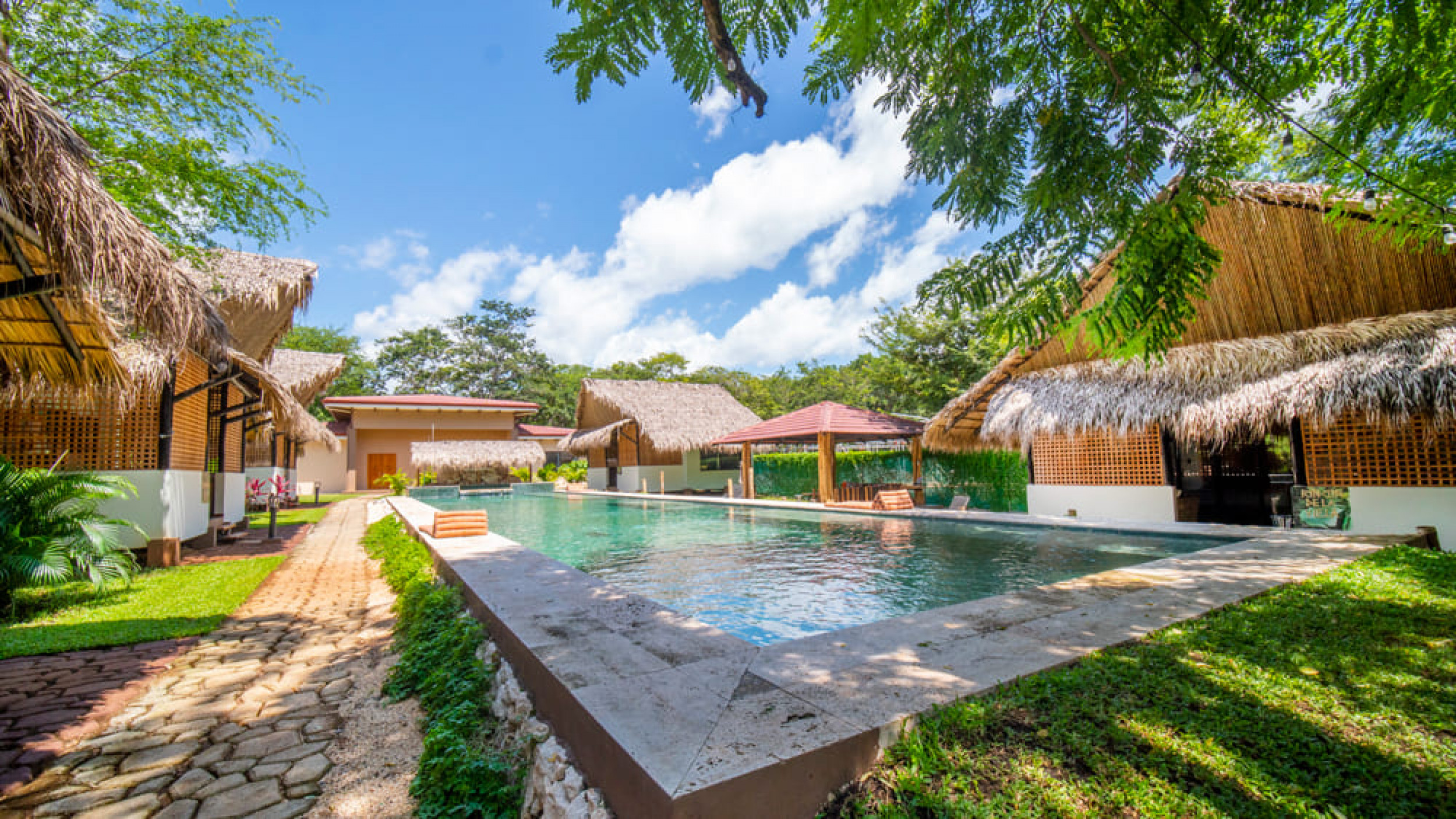 Luxurious Boutique Hotel for Sale: Potrero Beach Paradise, Guanacaste