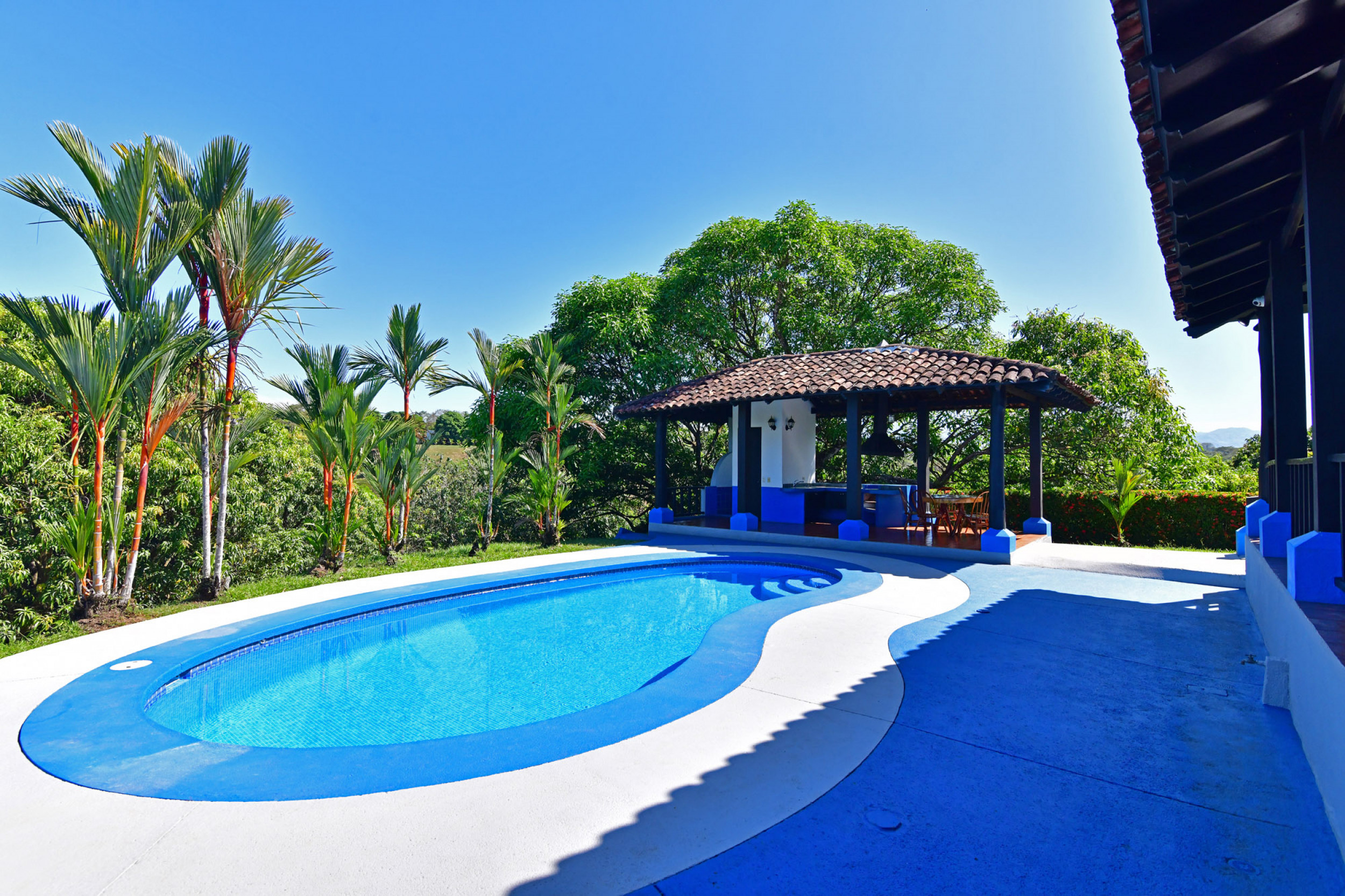 Exclusive Luxury Estate for Sale in Turrubares –  SOLD