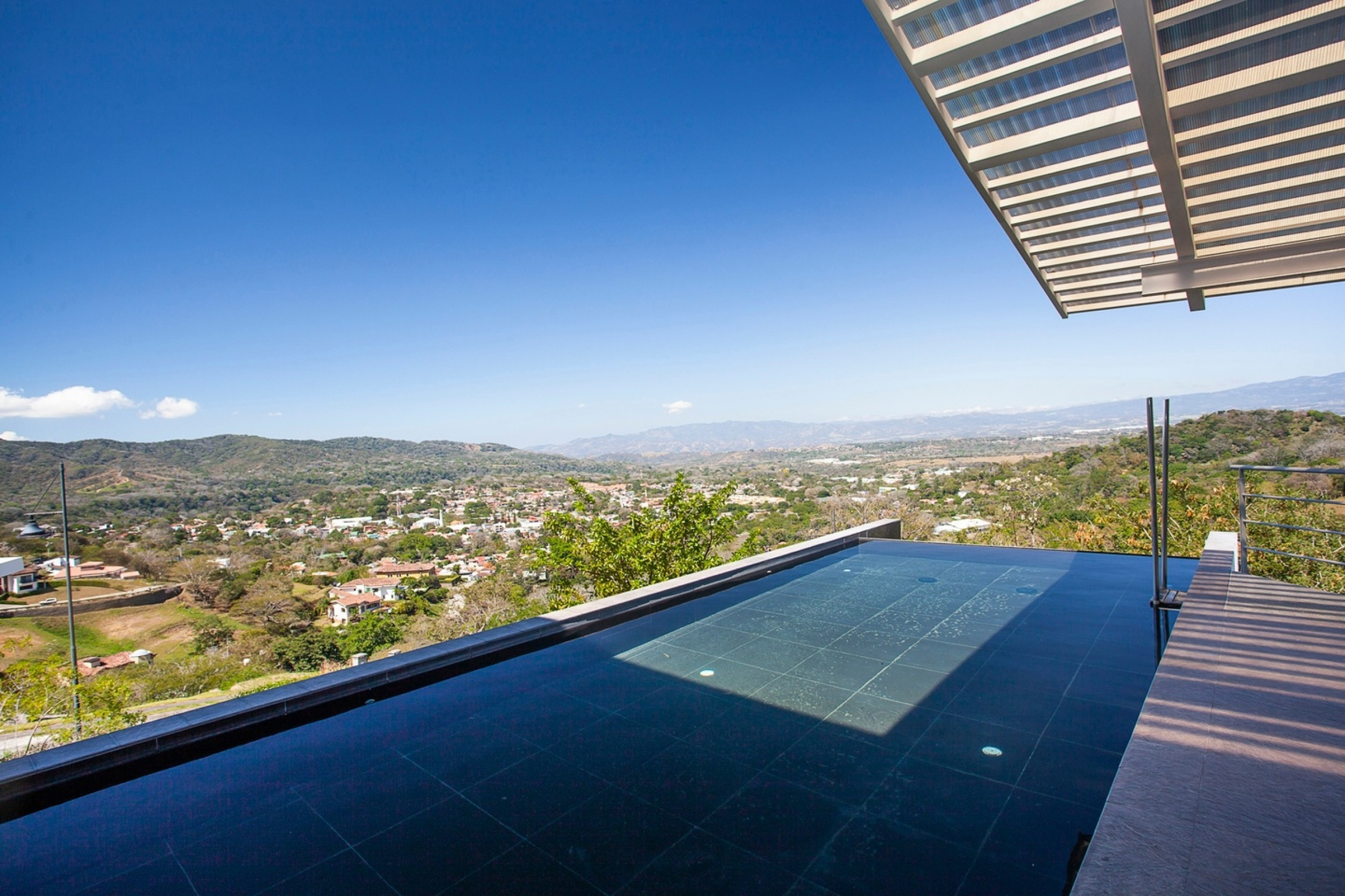 Casa Rocagua for sale, Ciudad Colón SOLD