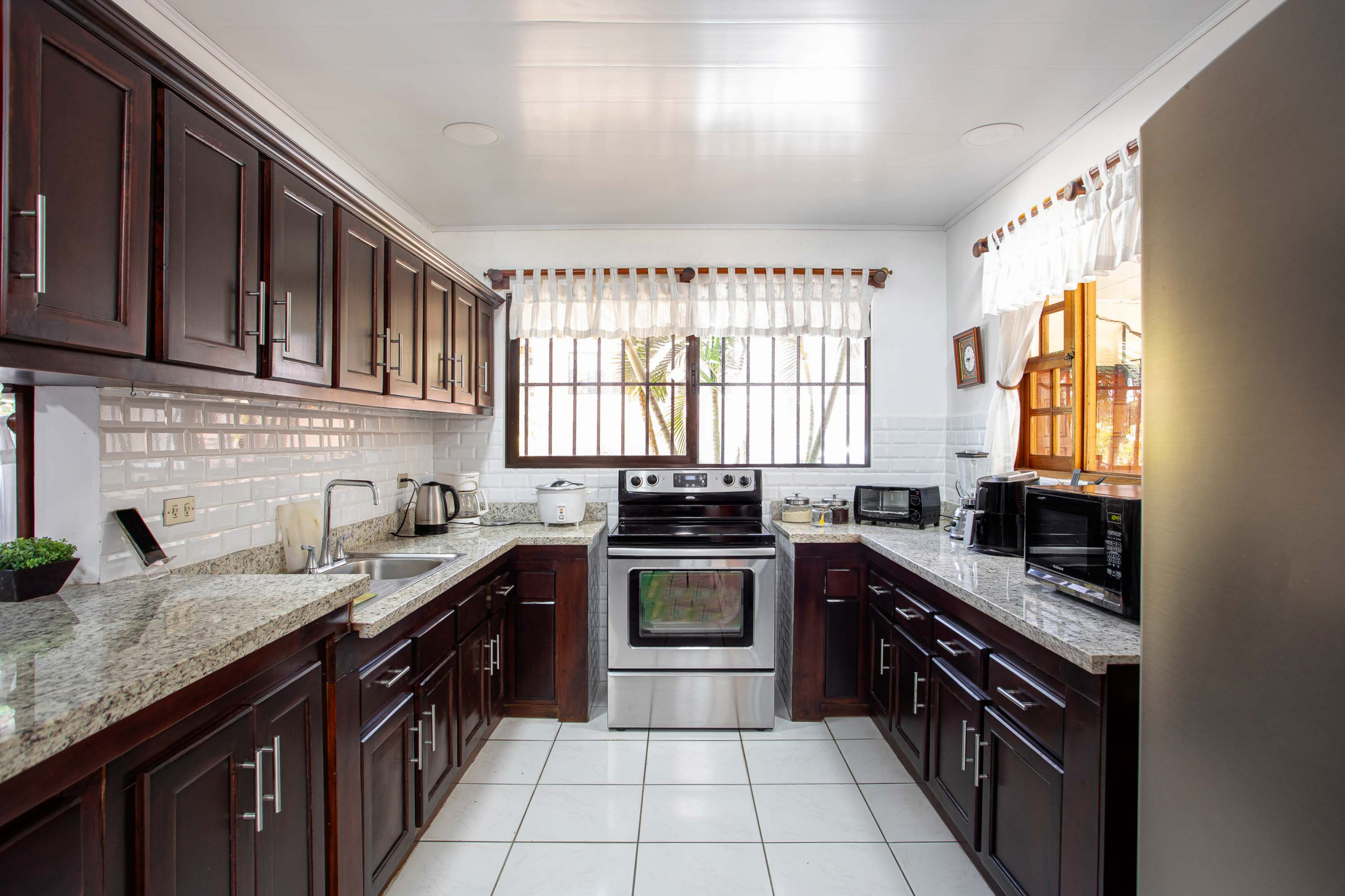 Contemporary Home with Apartment for sale in Trejos Montealegre, Escazu, SOLD