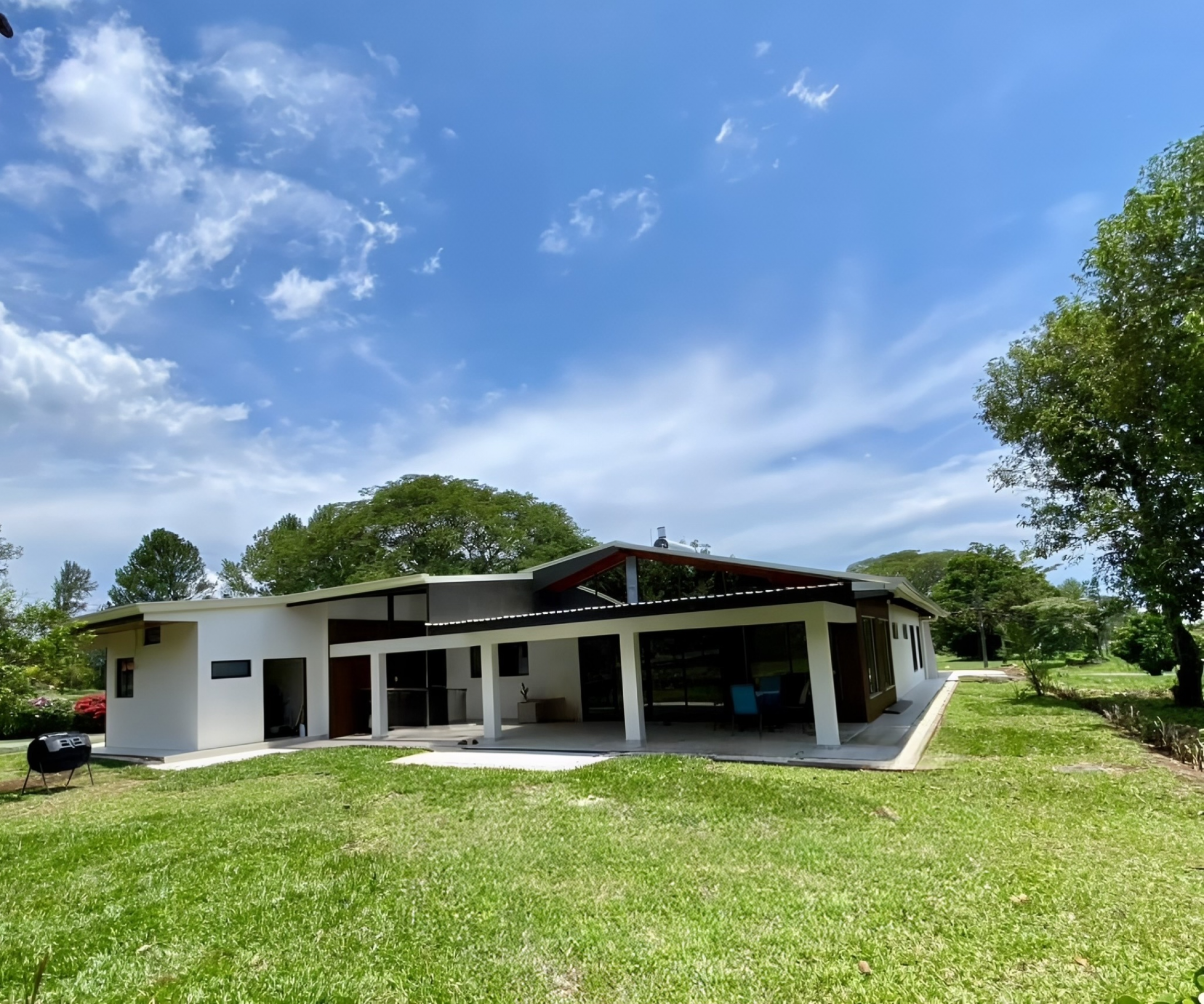 Unique Residence for Sale in Ciudad Hacienda Los Reyes: SOLD