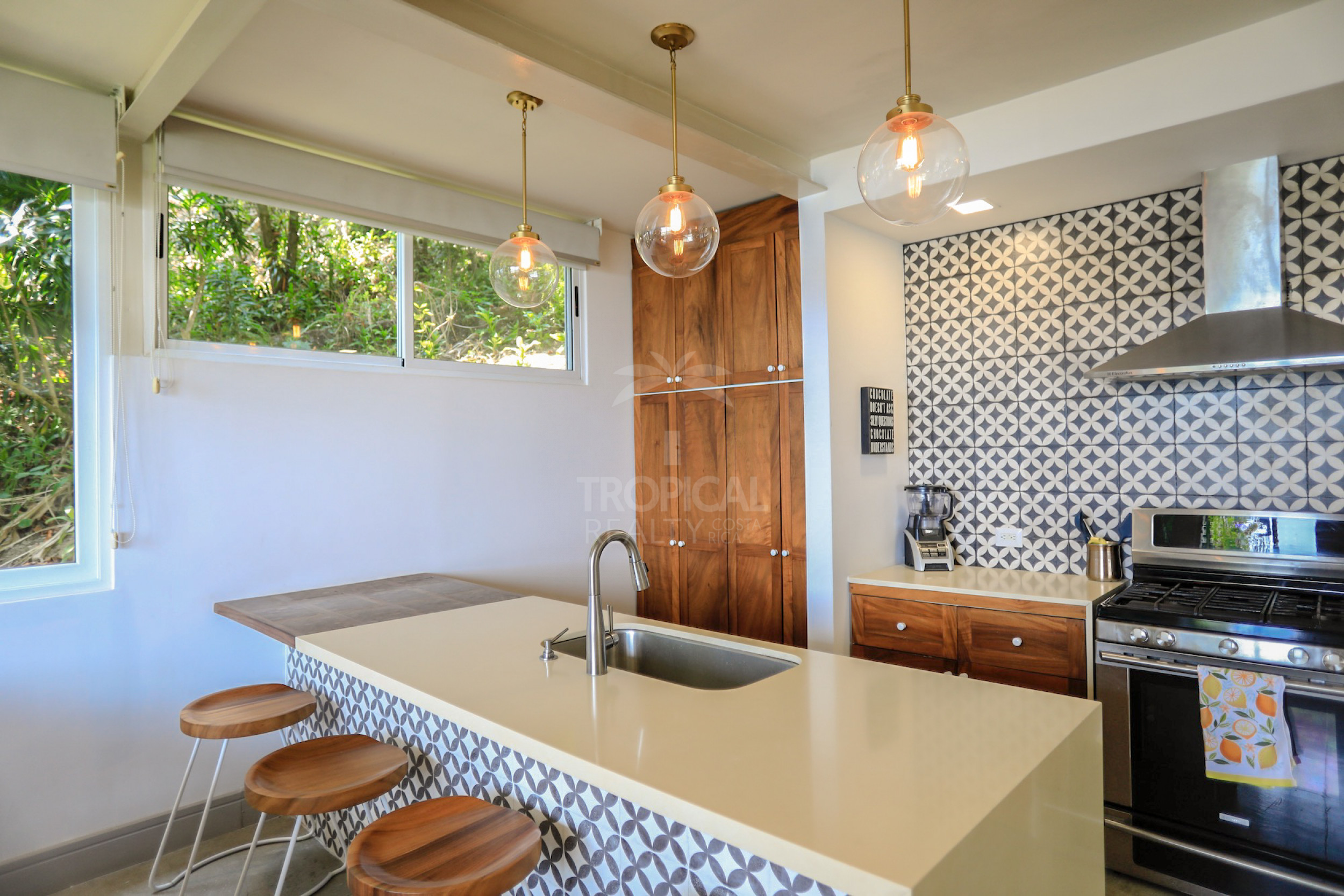 Ocean View Home for Sale in Maramar, Santa Teresa – 3 Bedrooms