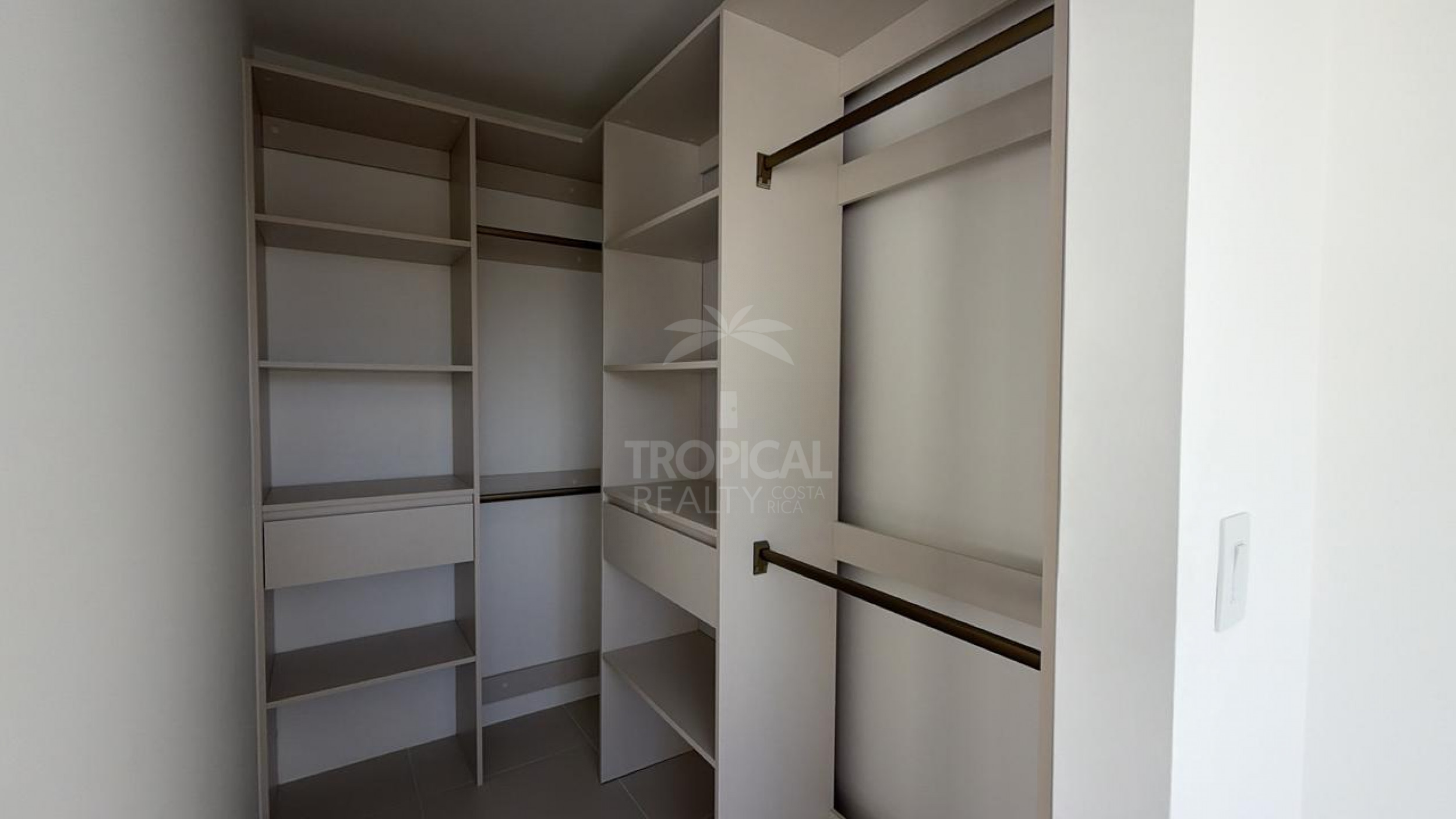 Brand-New Apartment at Bosques del Café – Modern Living in Escazú