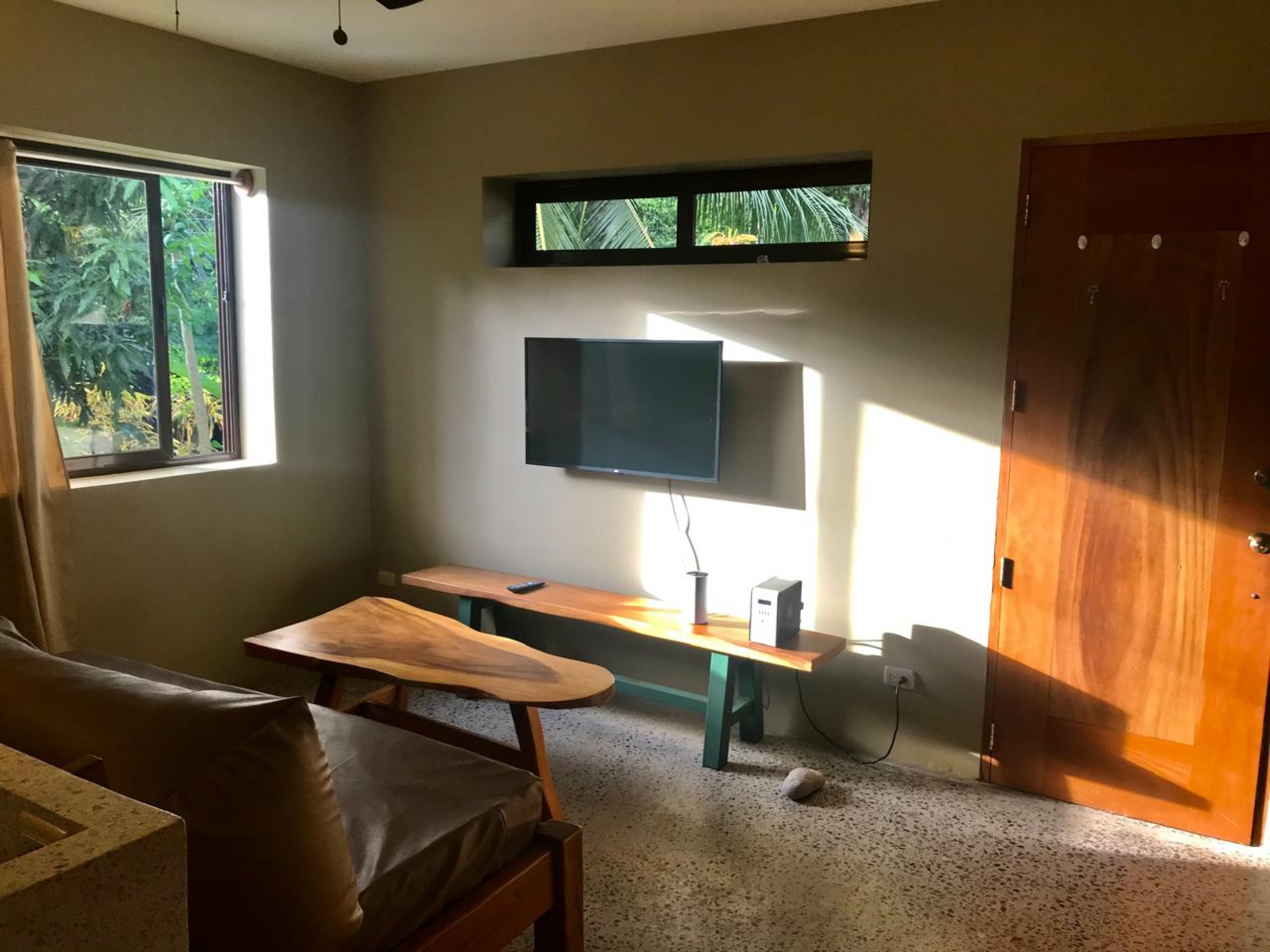 2-bedroom Apartment for rent walking distance to Playa Hermosa
