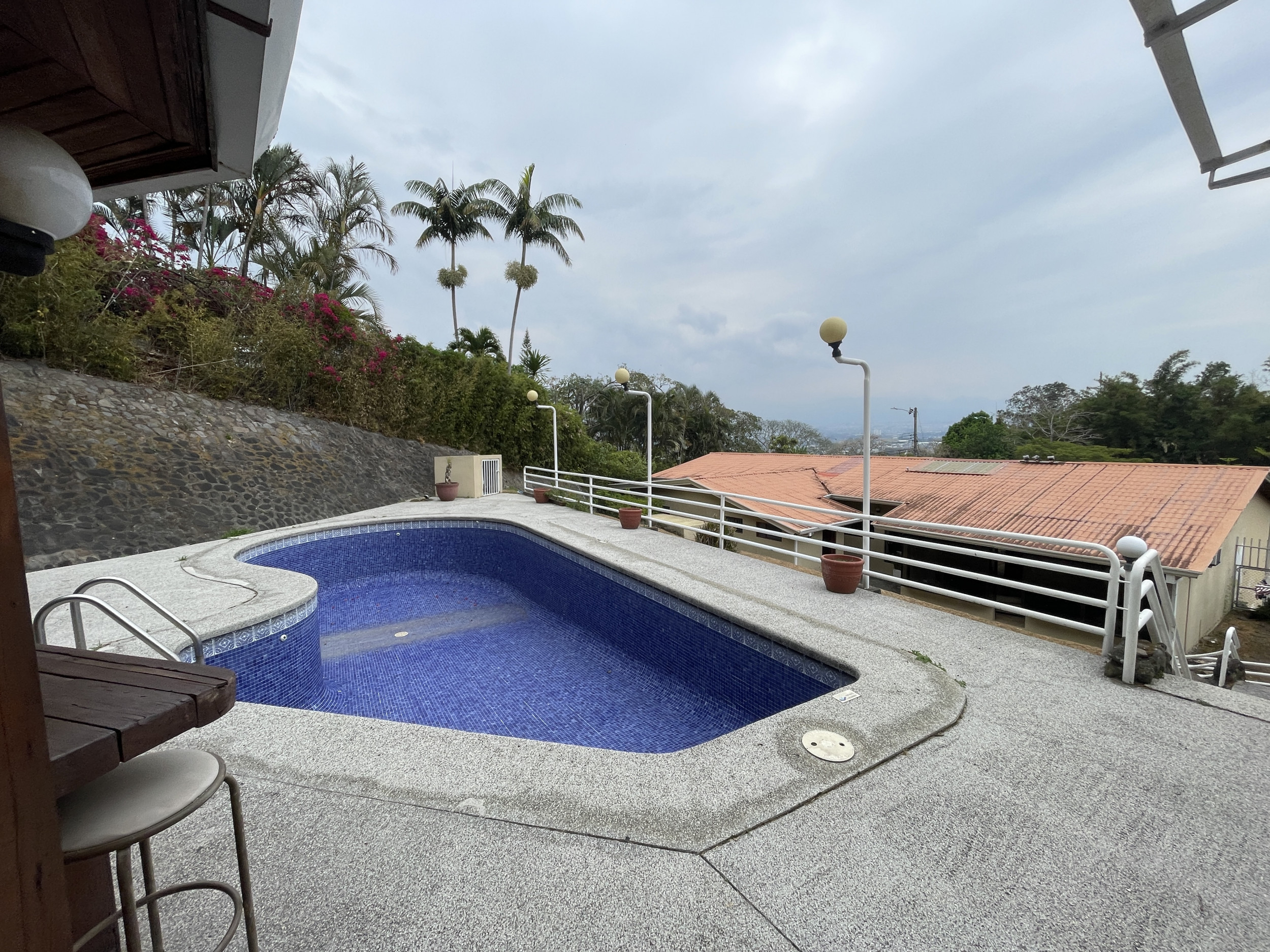 Property with Stunning Views in San Rafael Escazú SOLD