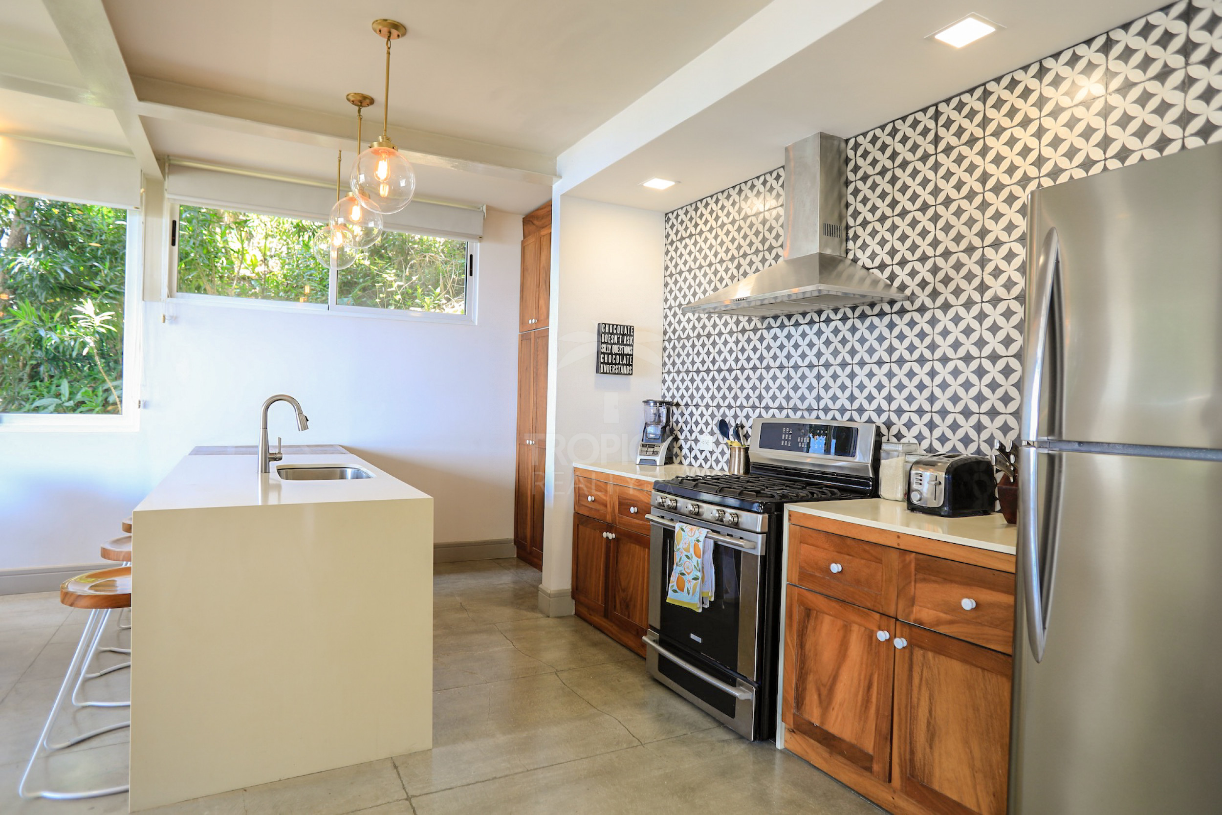 Ocean View Home for Sale in Maramar, Santa Teresa – 3 Bedrooms