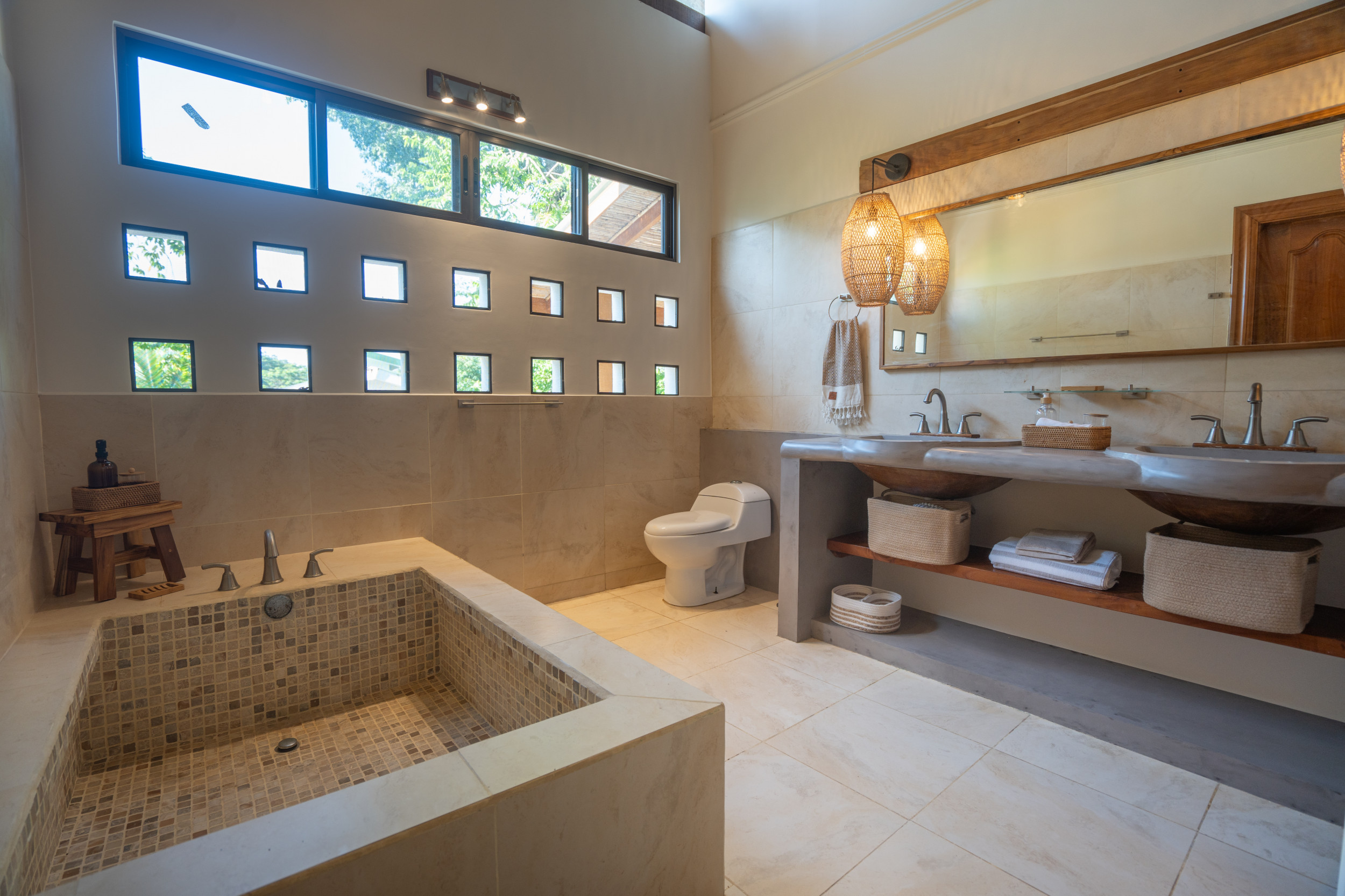 Stunning Beach House for Sale Near Playa Hermosa, Santa Teresa