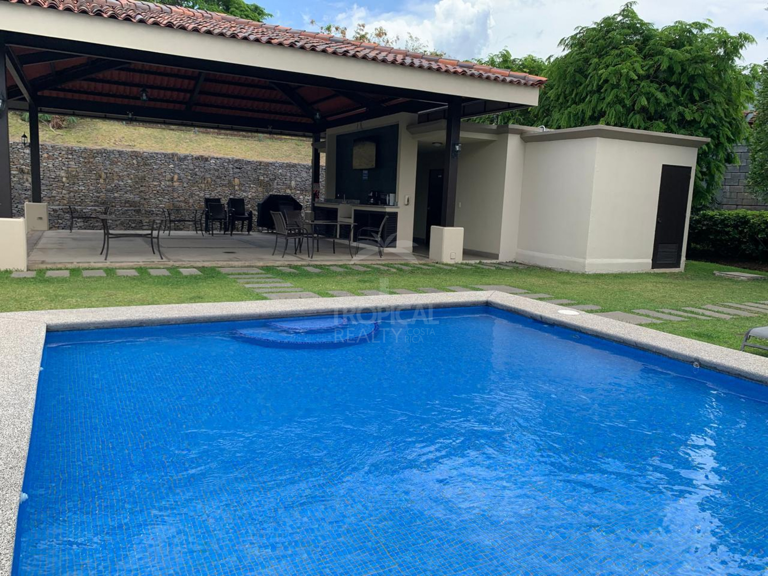 Apartment for Rent in Brasil de Santa Ana – 2 Bedrooms