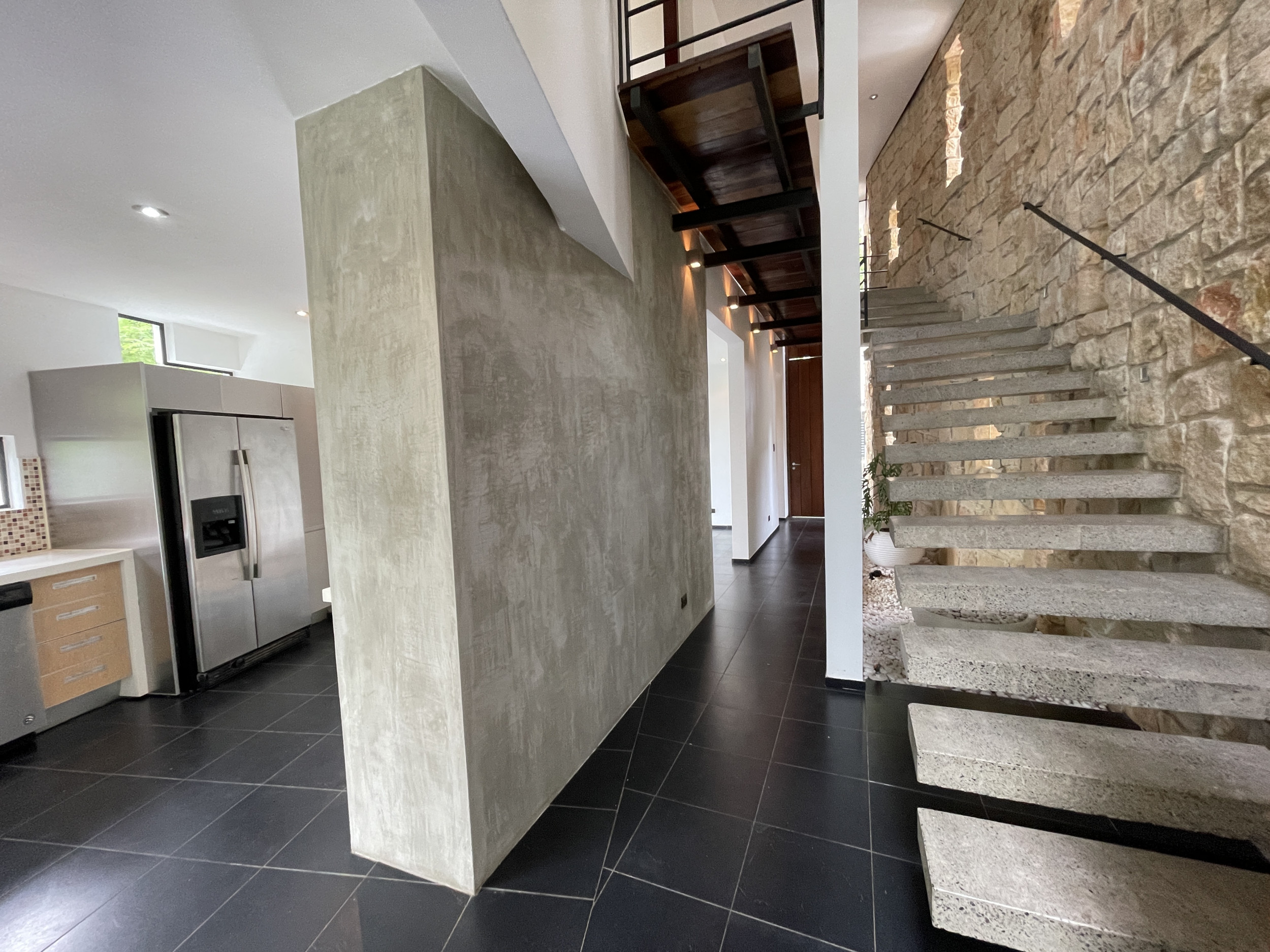 Villa Real Santa Ana: Stunning Contemporary Investment Property with Panoramic Views