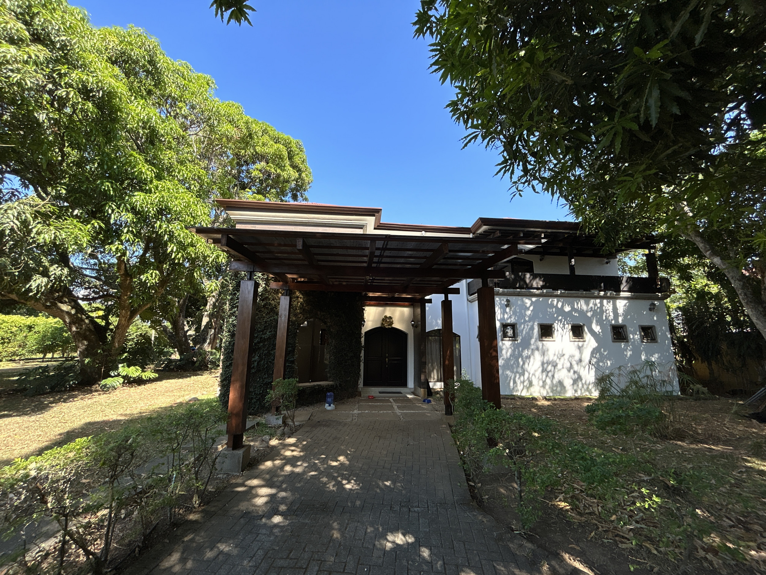 Experience Paradise: Your Dream Home Awaits in a Serene Oasis Garita Alajuela