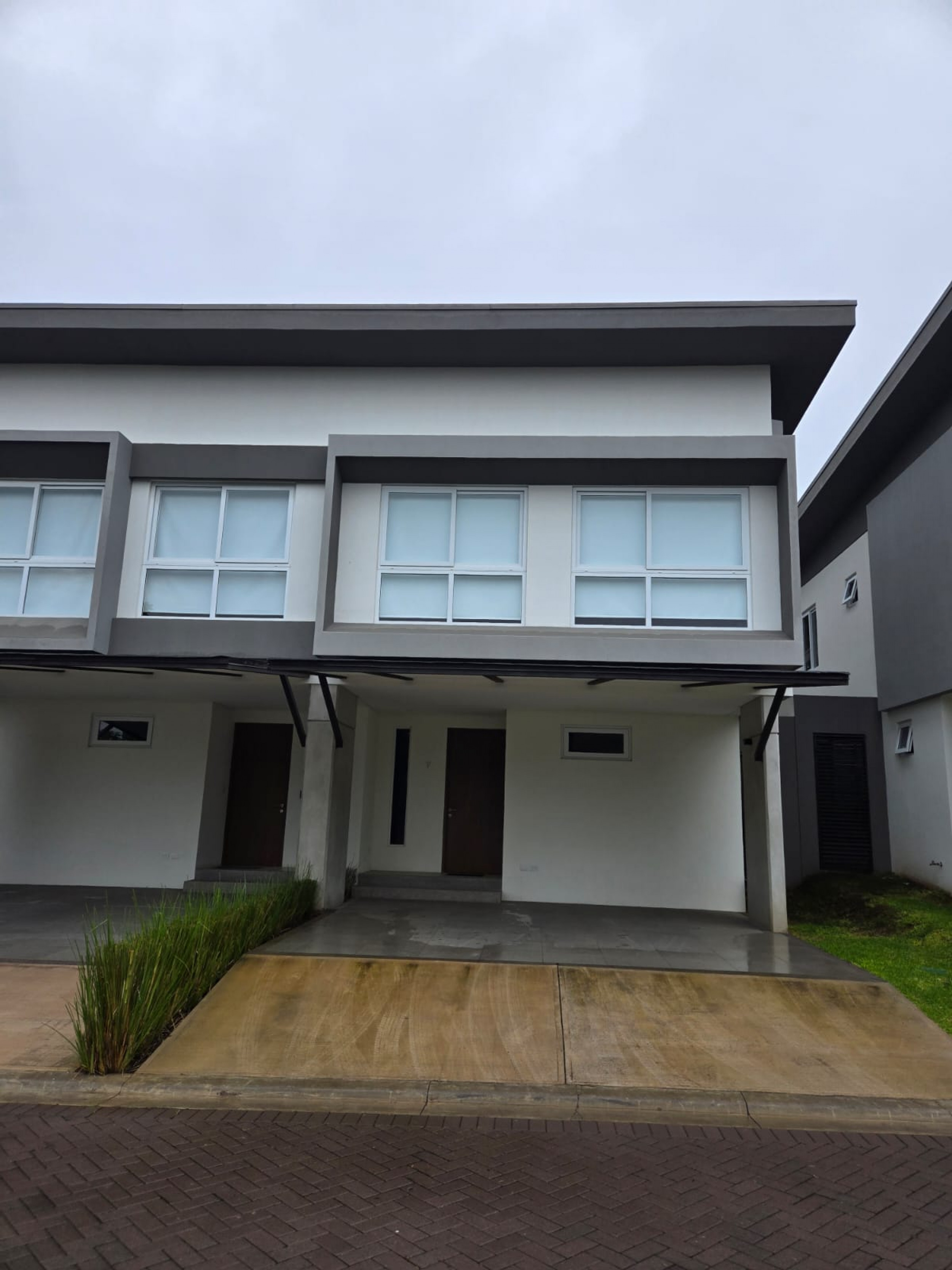 House for Rent in Elements Lindora – Modern, Furnished, and Spacious