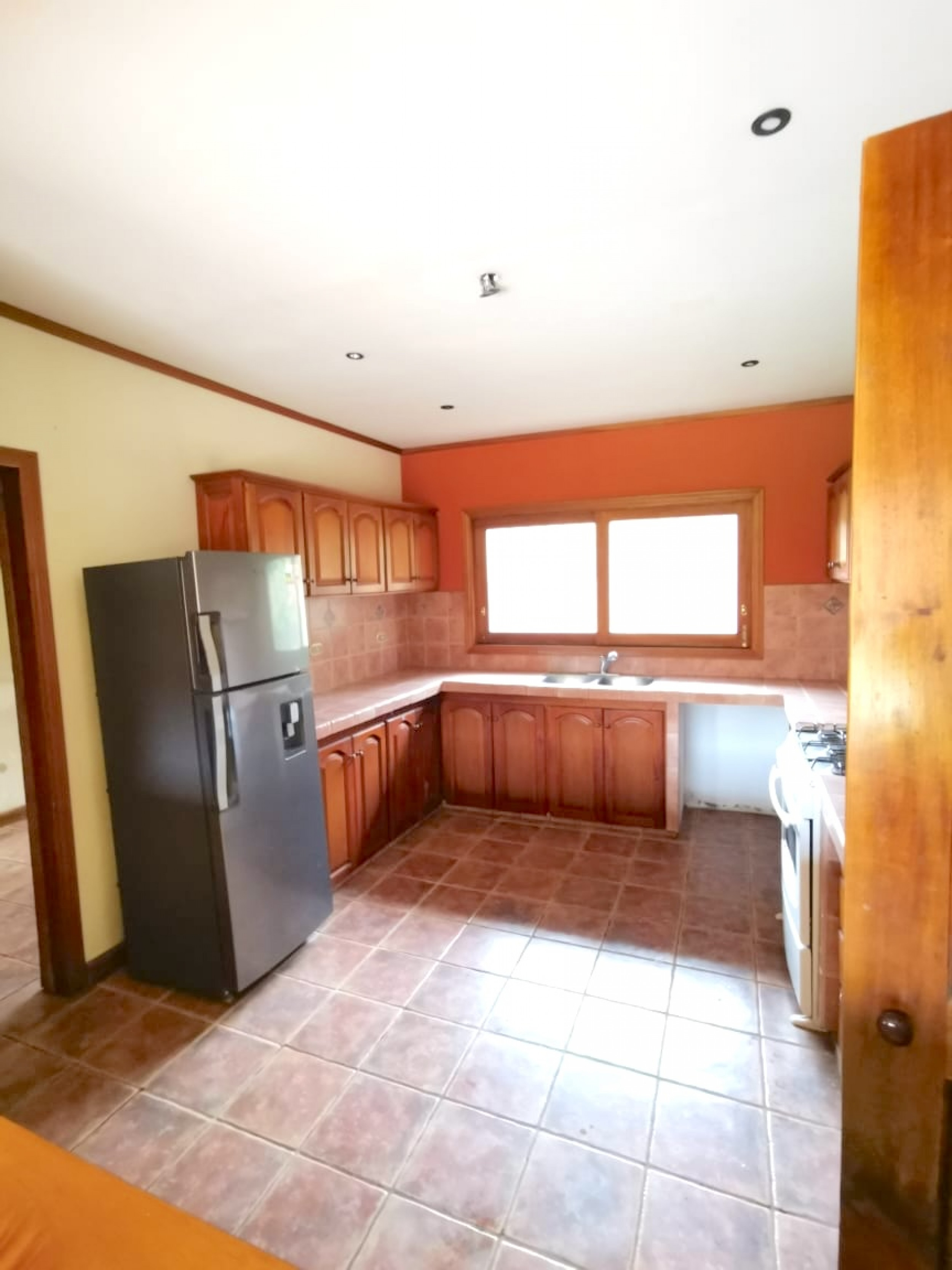 Santa Ana, Quintas Don Lalo, one sroty house for sale