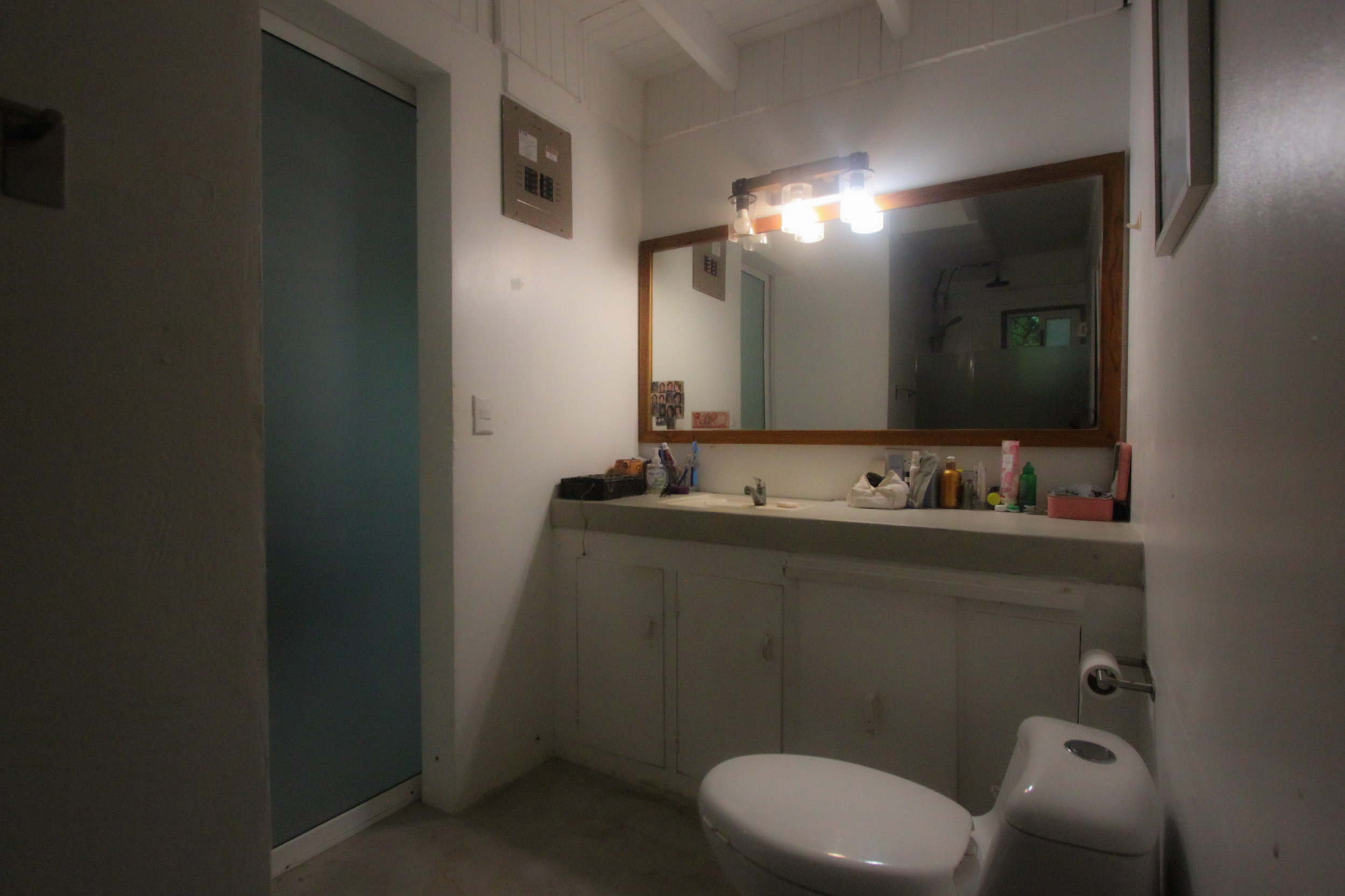 Beachfront house for rent in Santa Teresa