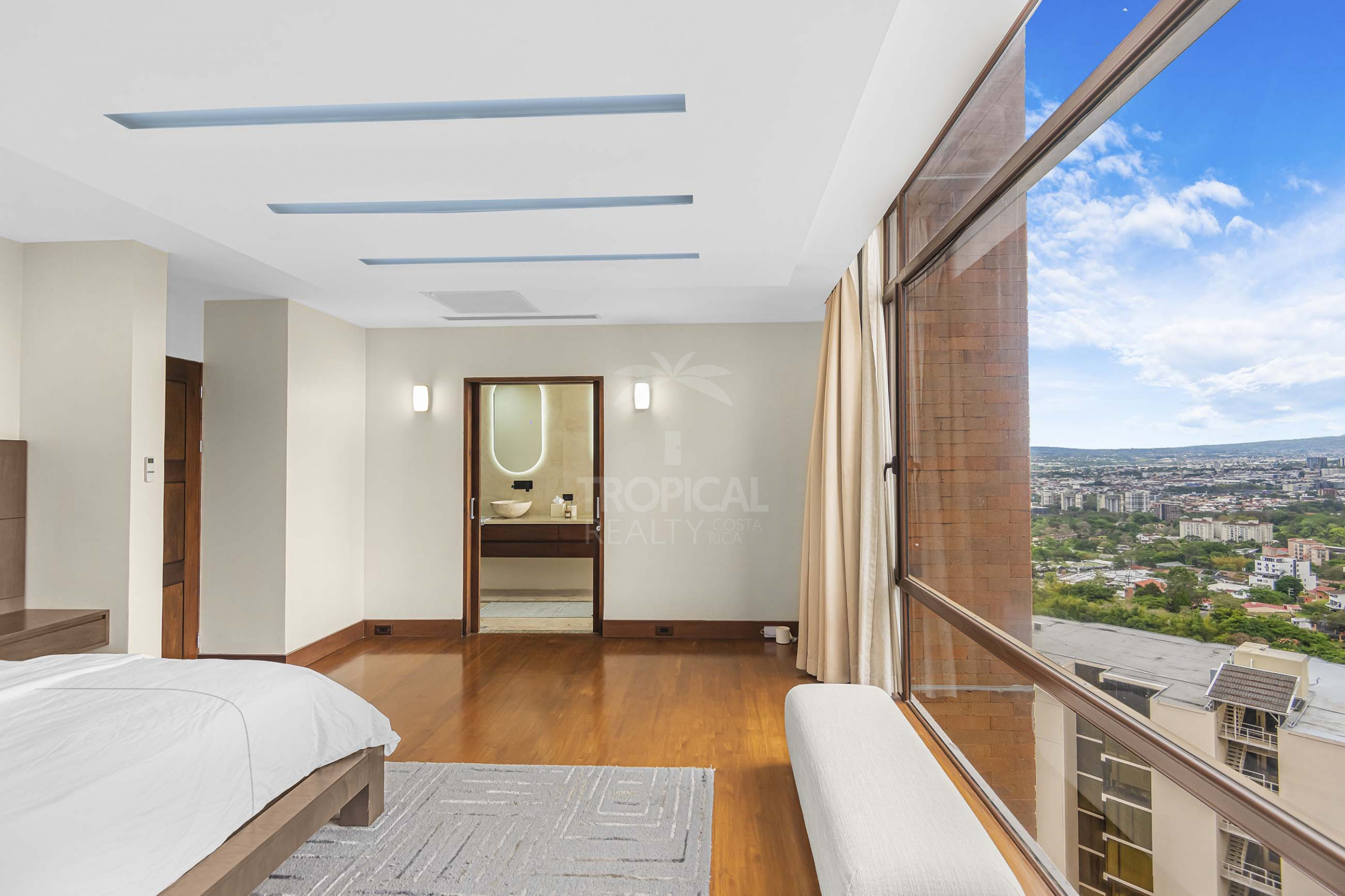 Luxury Apartment for Rent in Monte Plata, Escazú – 370 m² | Furnished | $6,000/Month