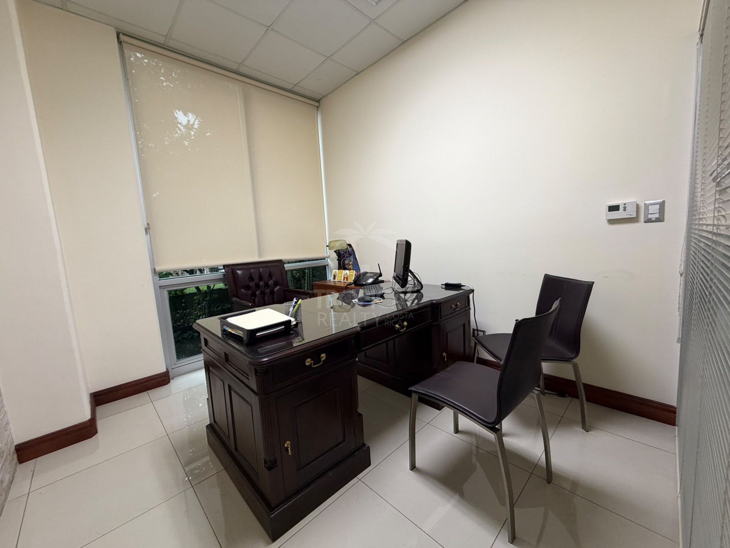 Oficina Corporativa de 90 m² en Alquiler en Prisma, Escazú