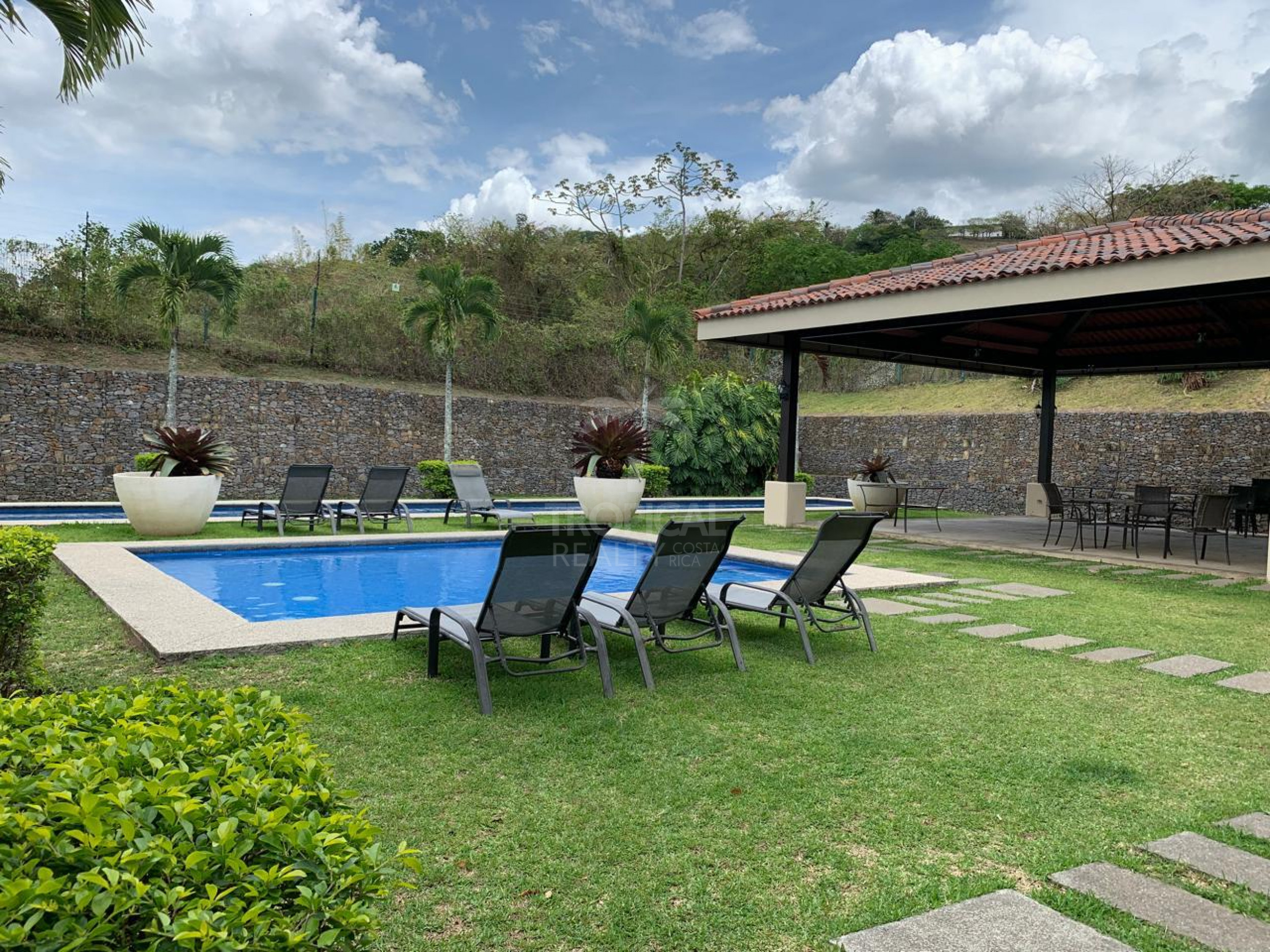 Apartment for Rent in Brasil de Santa Ana – 2 Bedrooms
