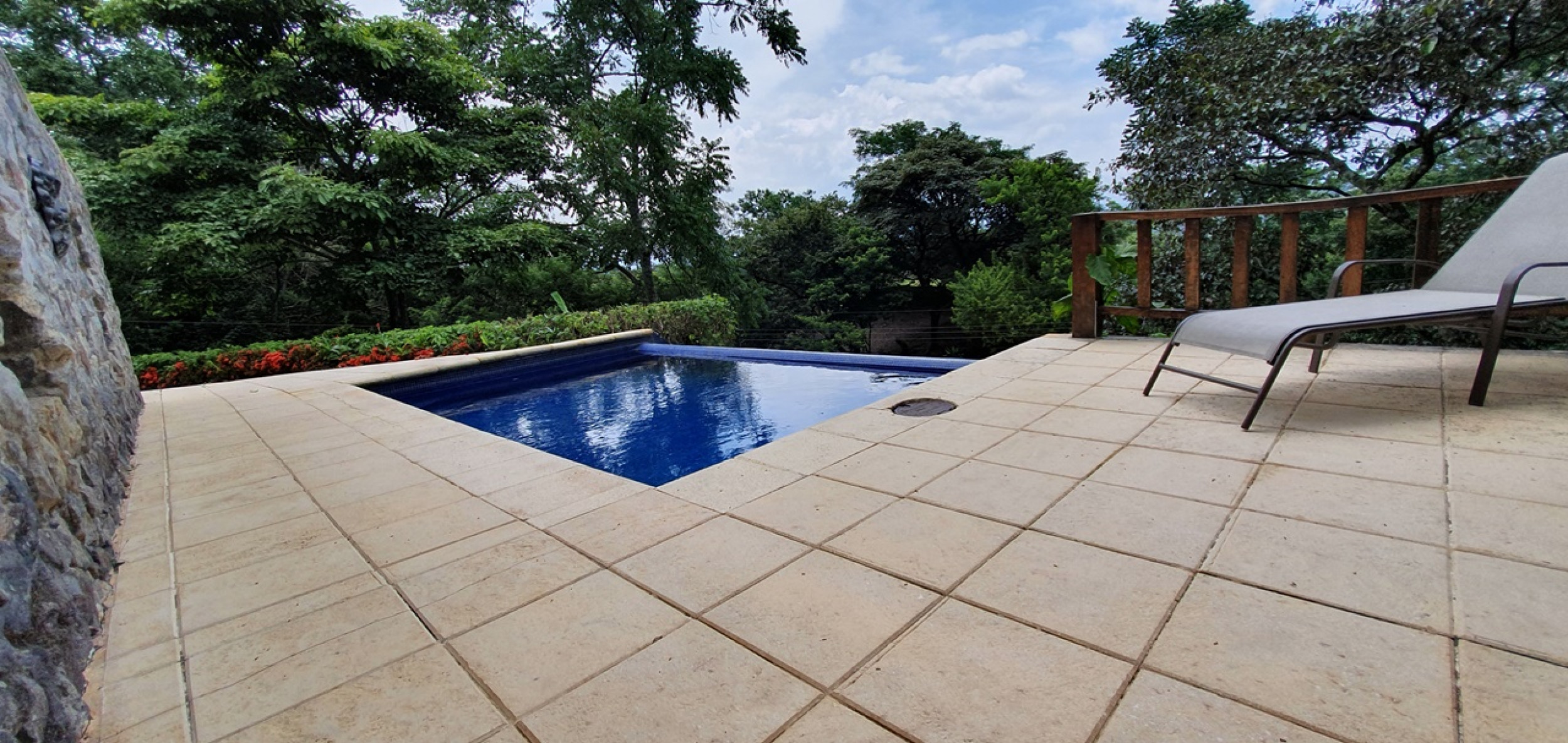 Immerse Yourself in Nature's Paradise: Private Estate in El Rodeo, Ciudad Colon
