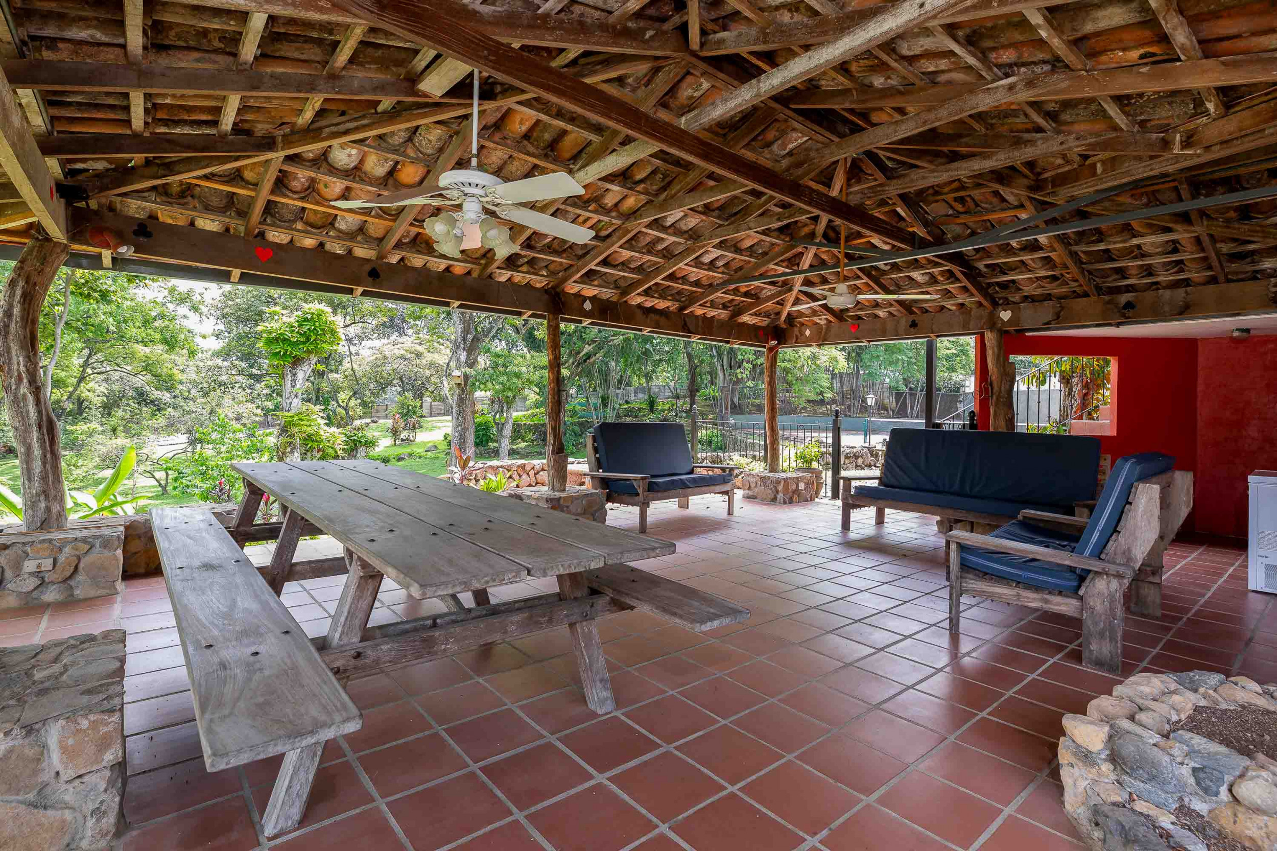 Resort-Style Luxury Villa in Turrucares, Alajuela: Your Dream Home Awaits!