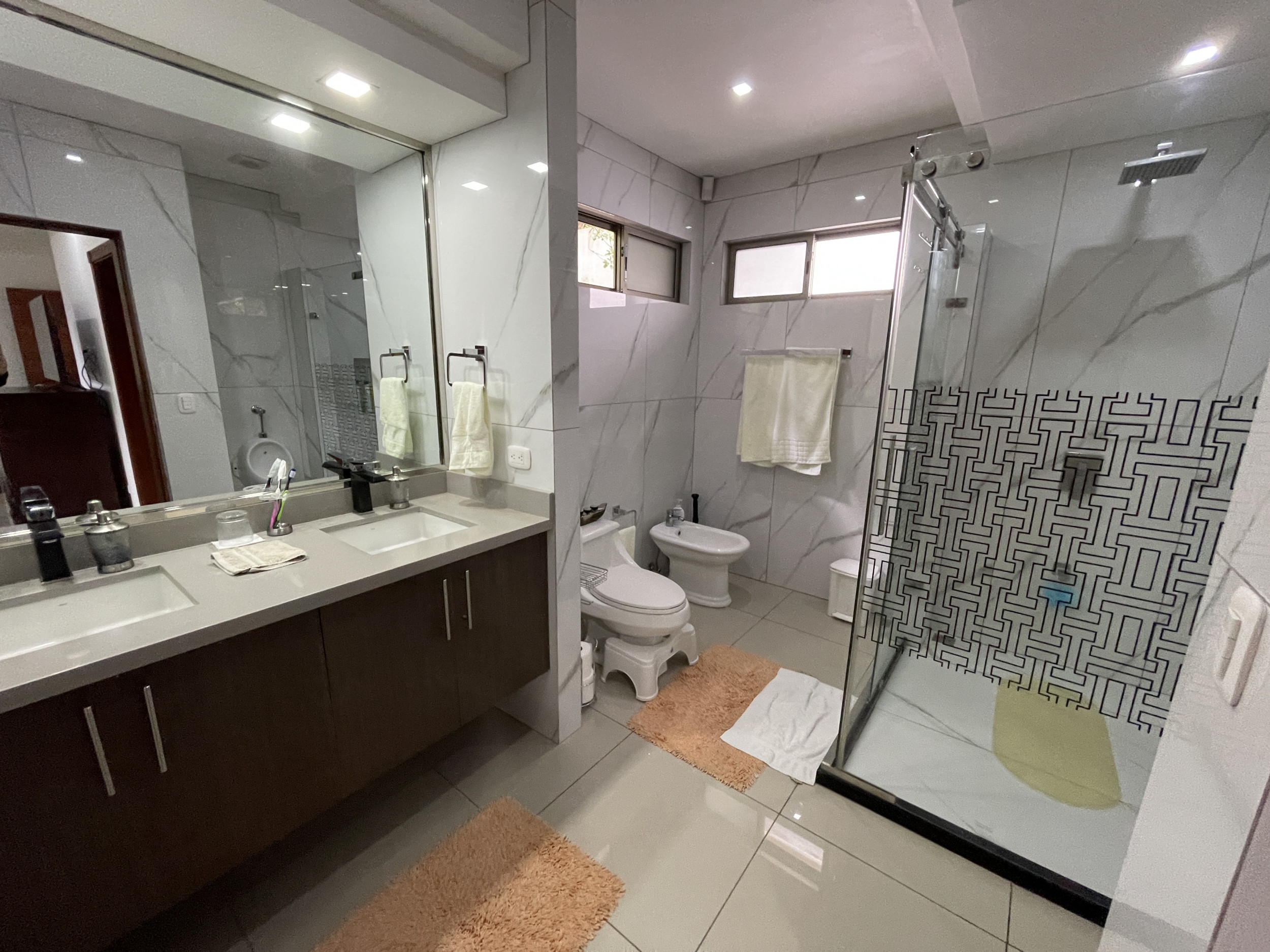 Modern Home for Sale with Views in Brasil de Mora, Ciudad Colón, San José