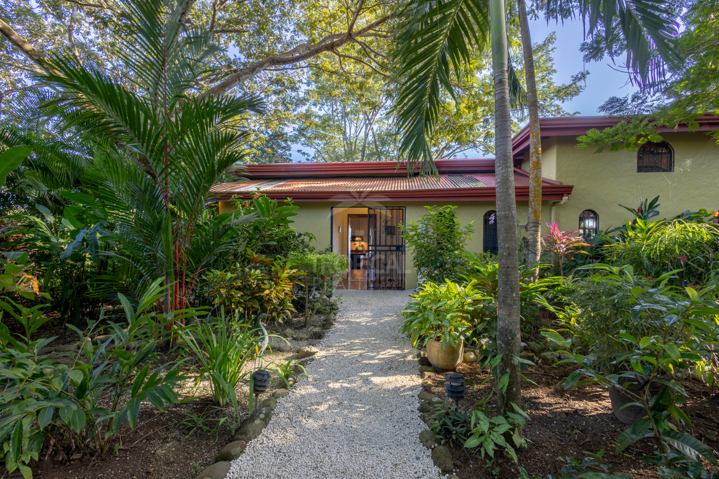 Propiedad con Vista al Mar en Venta en Montezuma, Costa Rica