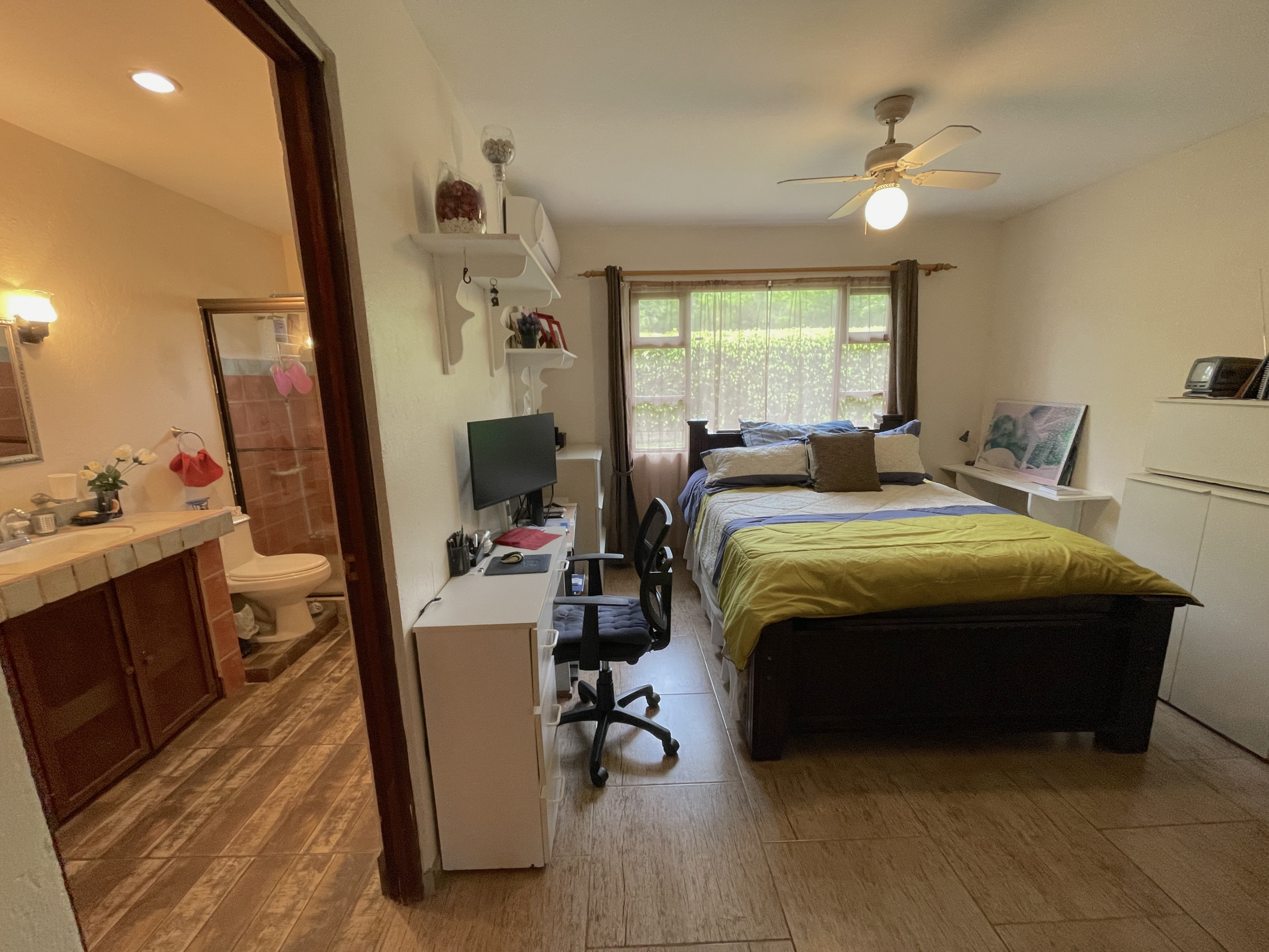 SOLD Charming Single-Story Residence in Los Reyes La Guacima: Your Ideal Home Awaits!