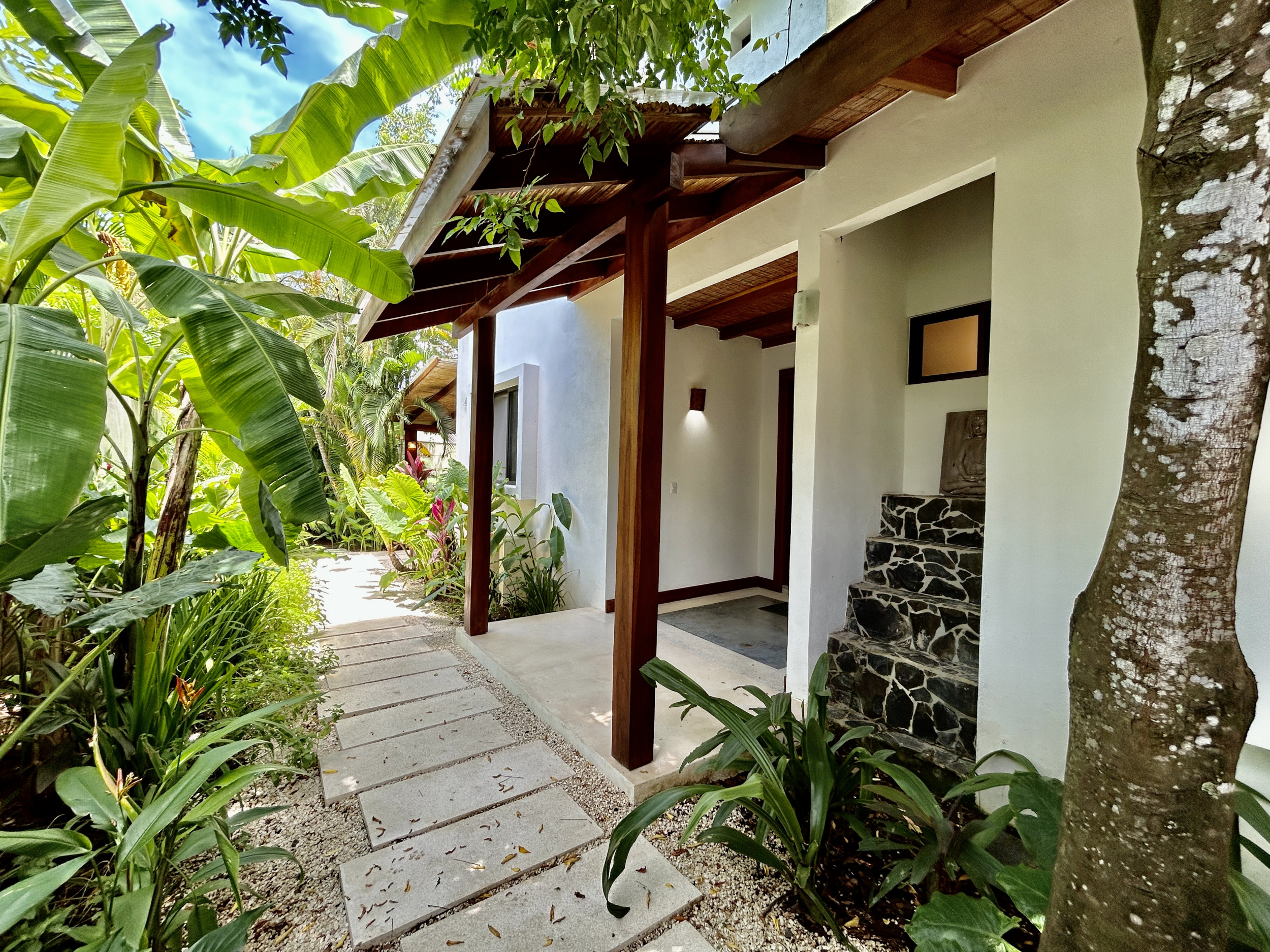 Stunning Beach House for Sale Near Playa Hermosa, Santa Teresa