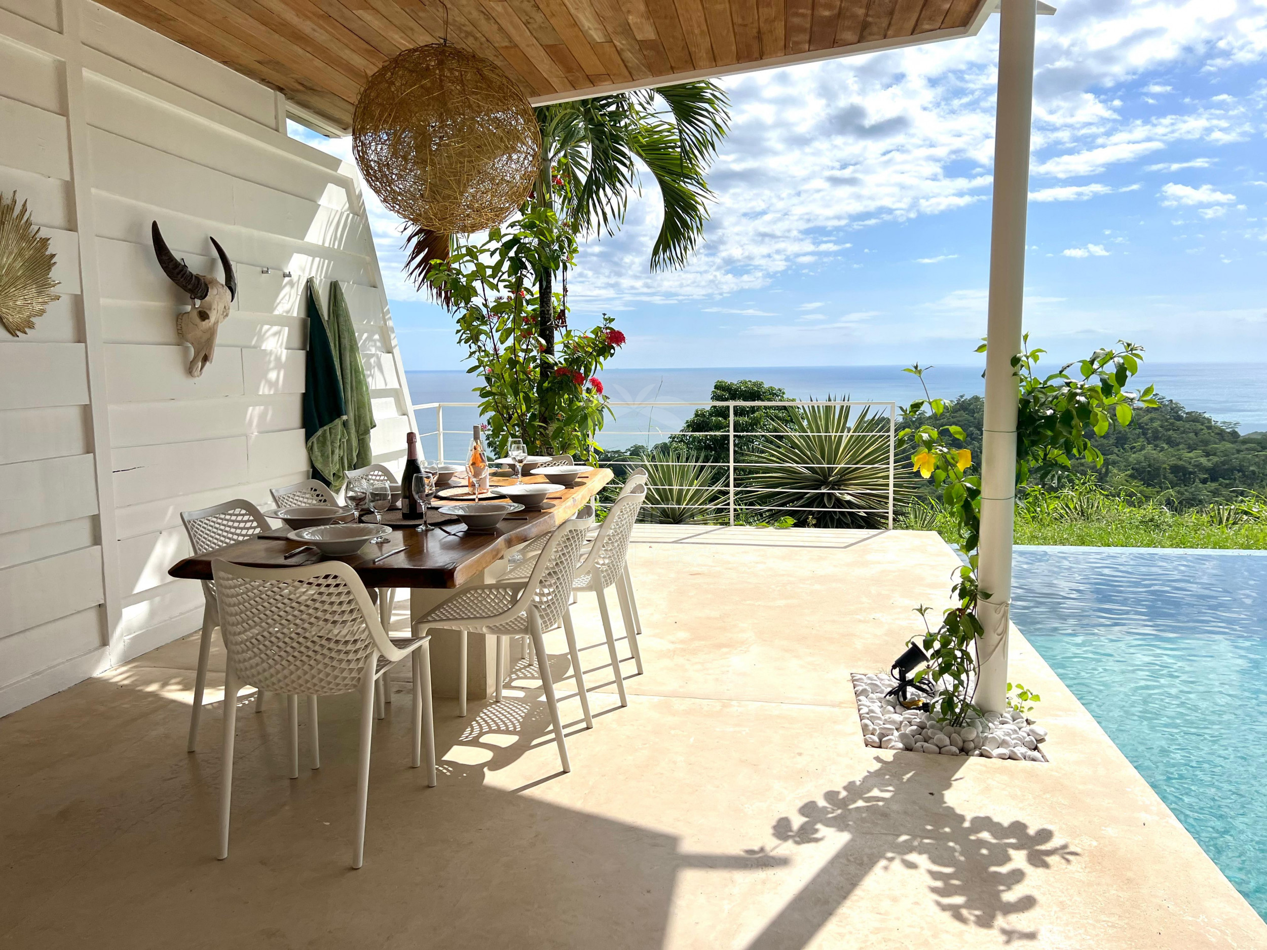 Luxury Ocean View Villa with Guest House – Santa Teresa