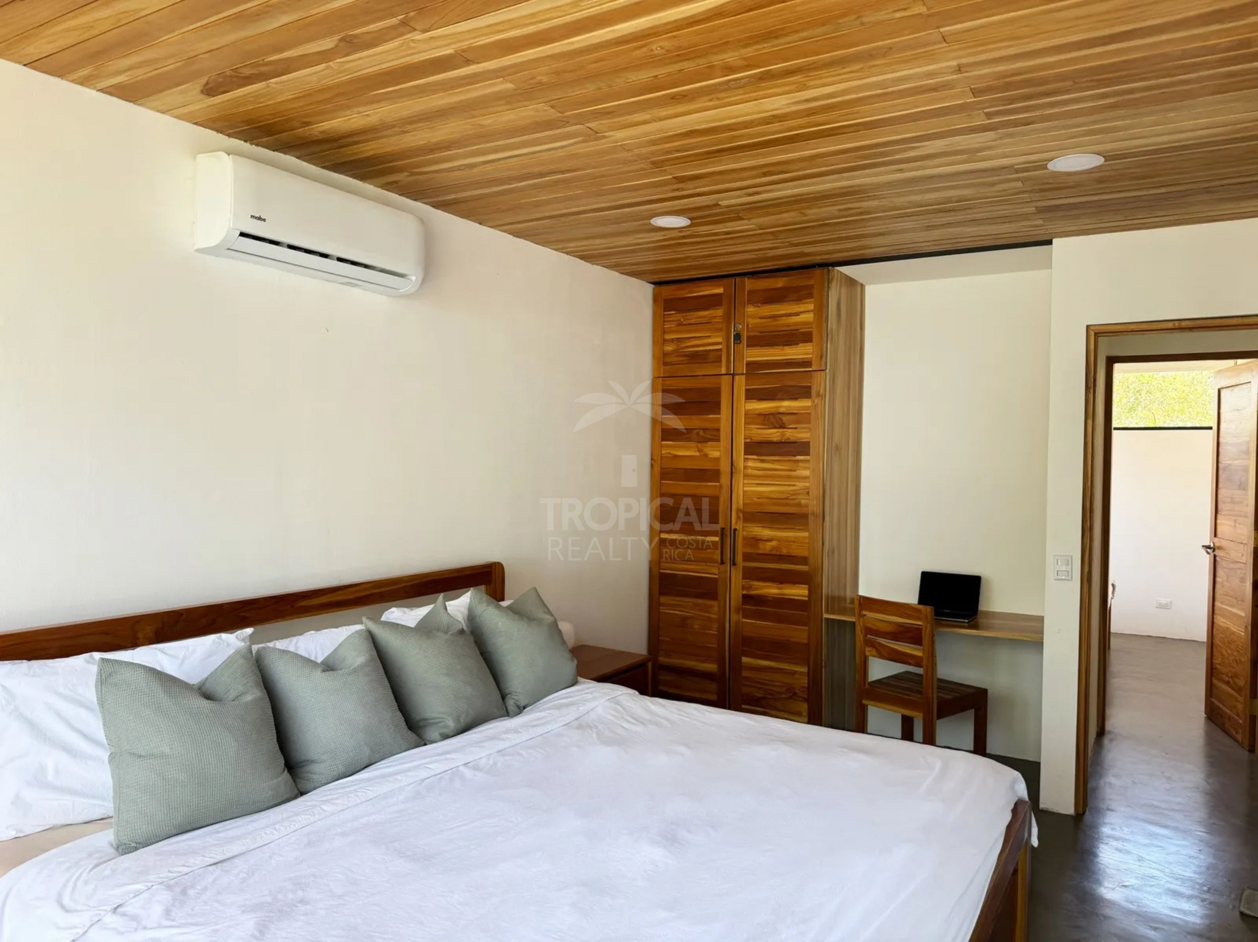 Modern Hillside Home with Pool for Sale in Santa Teresa