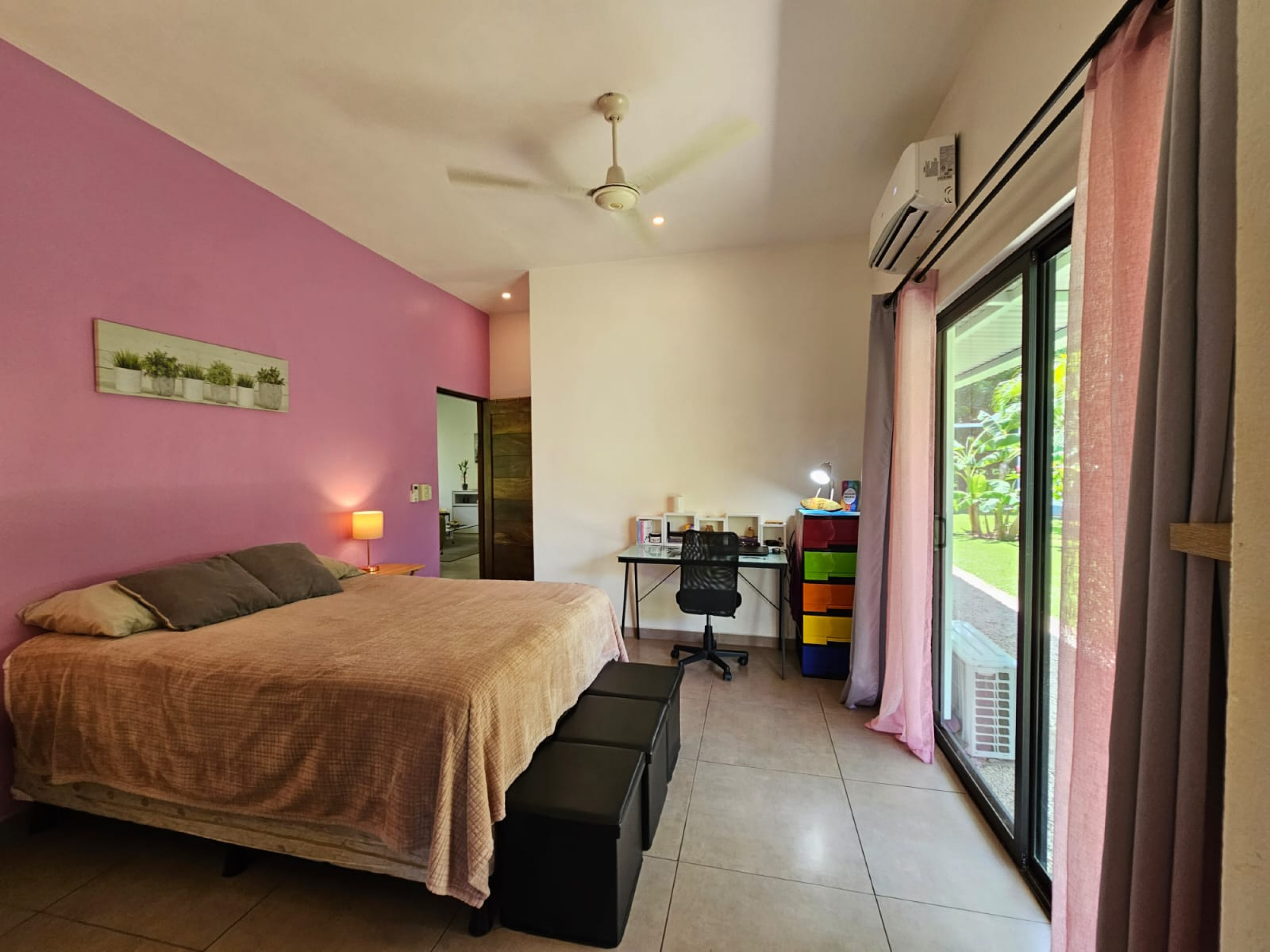 Luxury Bed & Breakfast Estate for Sale Near Playa Tamarindo – Prime Investment Opportunity