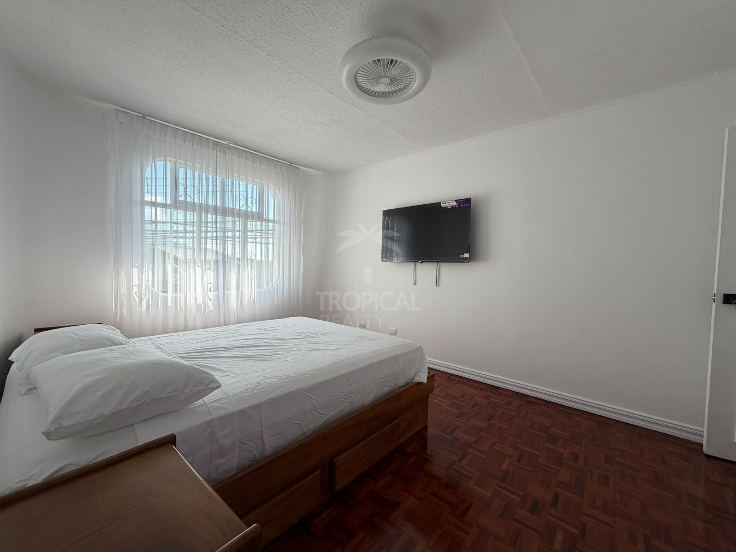 Fully Furnished Apartment for Rent in Rohrmoser, San José