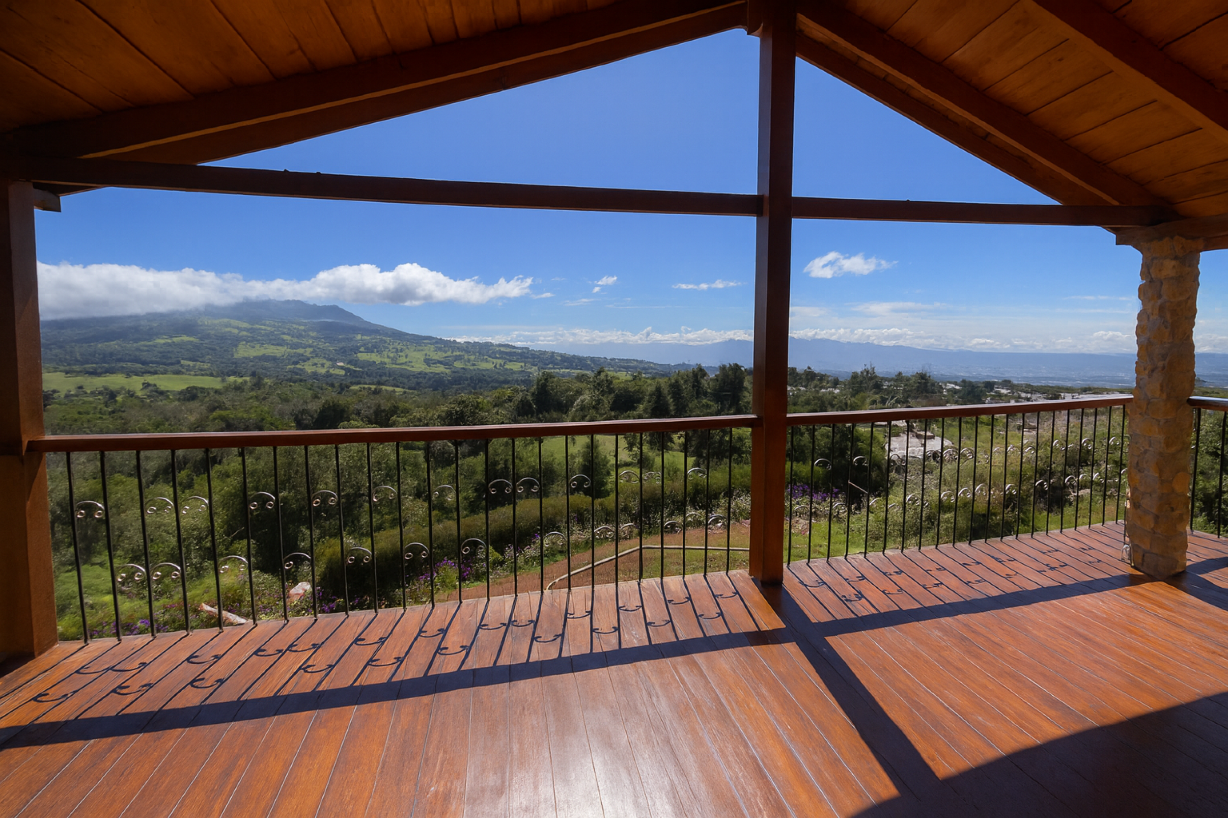 Serenity and Views: Enchanting Cottage in Poasito, Alajuela, Surrounded by Nature's Beauty
