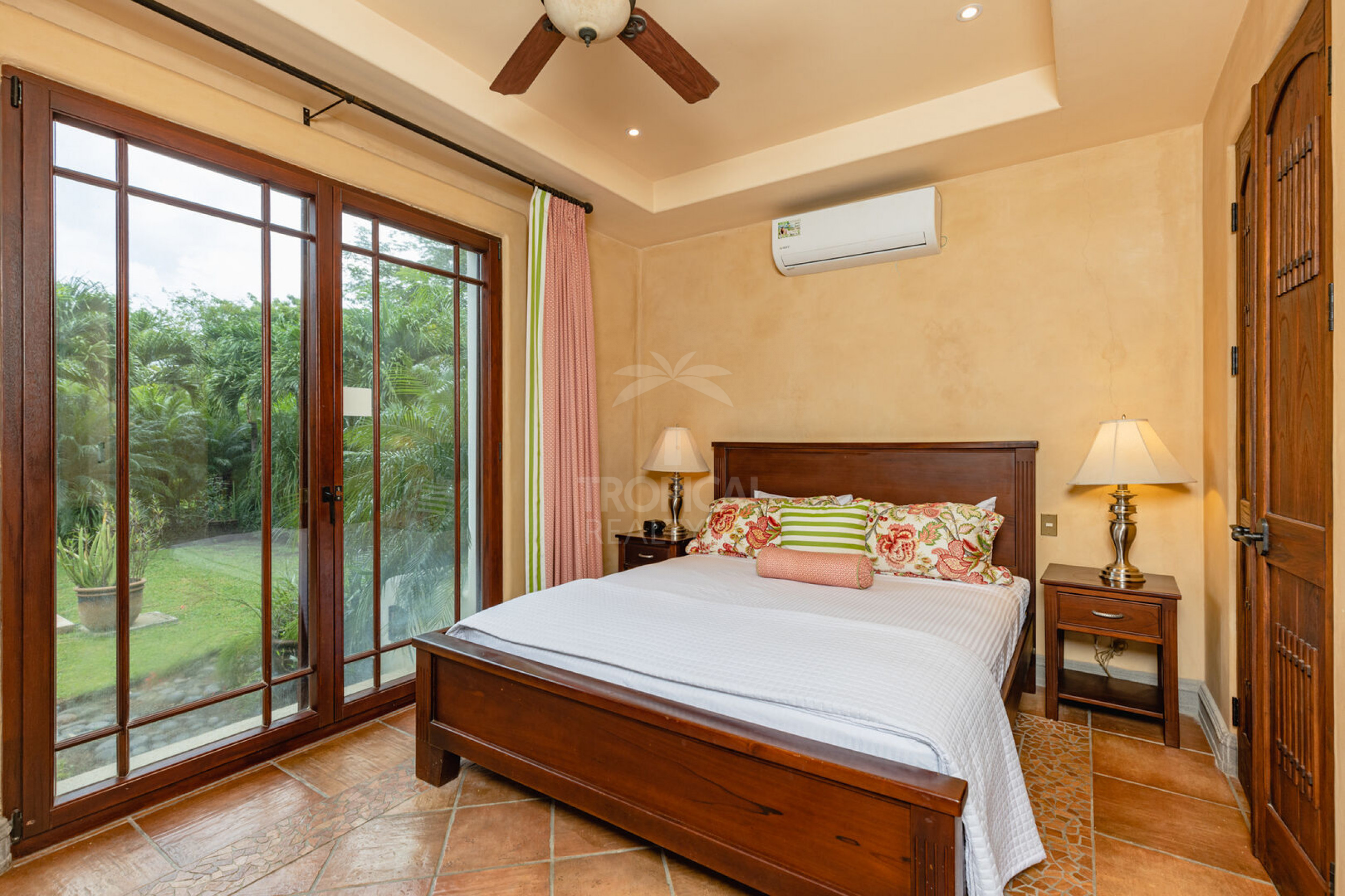 Luxury Spanish Colonial Home in Hacienda Pinilla – Infinity Pool & Resort Living