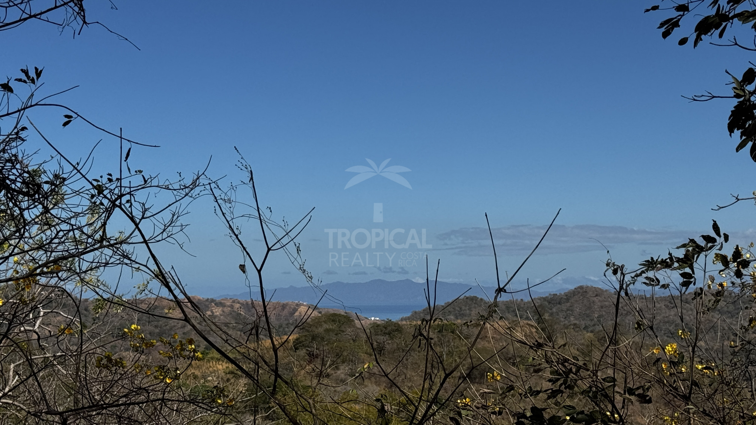 Beach land Parcels from 10,000 m² for $65,000 – Premium Property Near Coco and Rio Hotel, close to Papagayo, Guanacaste