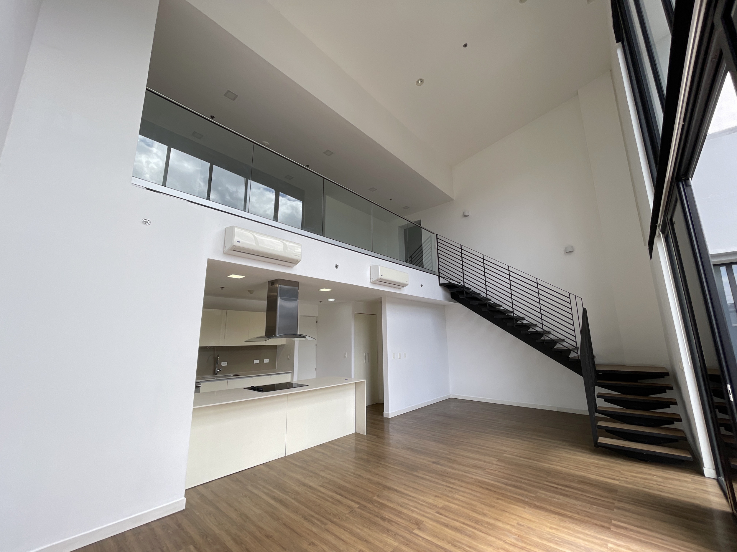 Elegance in the Heights: Exceptional Penthouse in Escazu Village SOLD