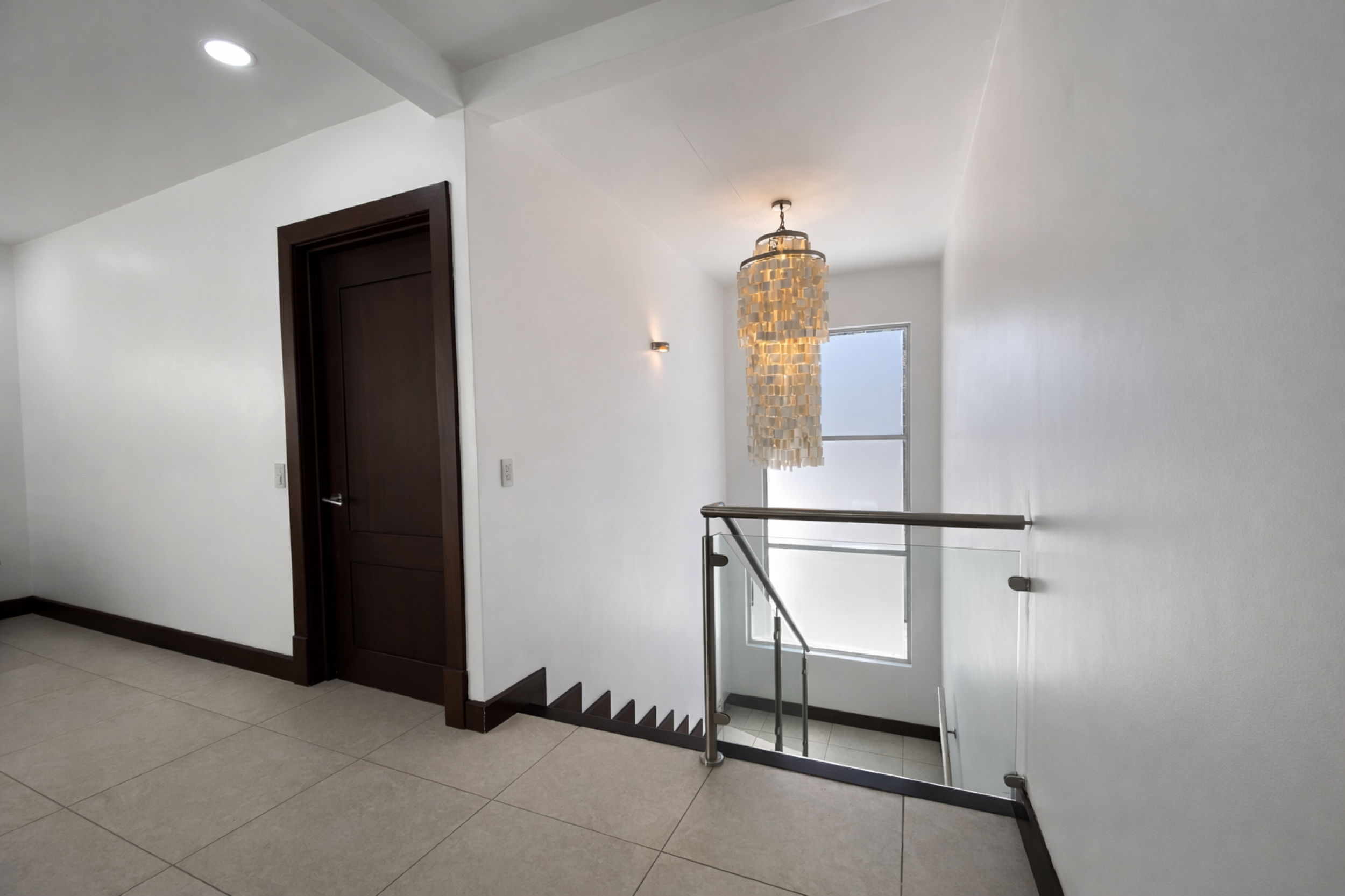 Modern Two-Story Home for Rent in La Rambla – Panasonic Area, Alajuela